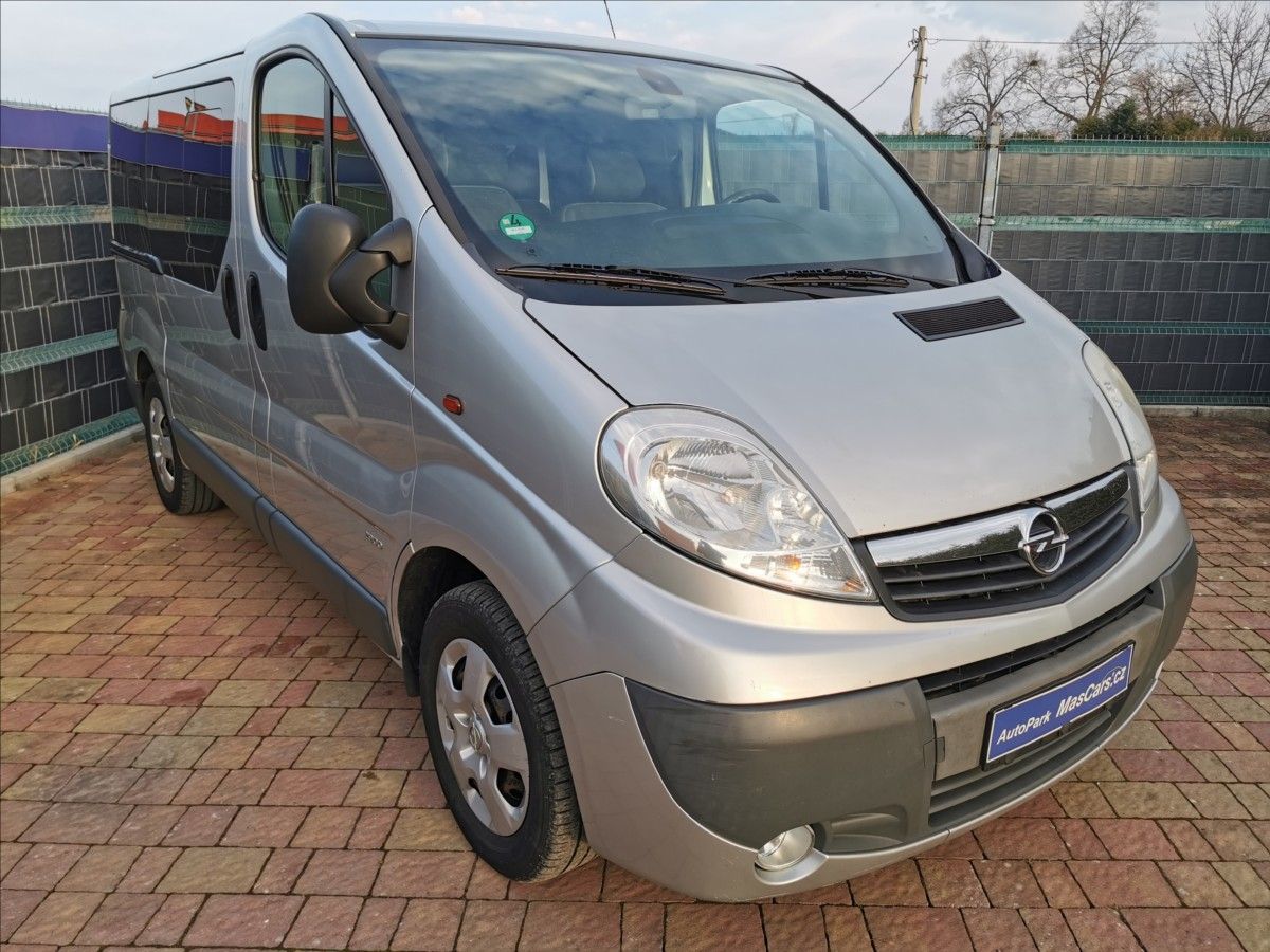 Opel Vivaro, 2.0 CDTi 9míst - fotka 3