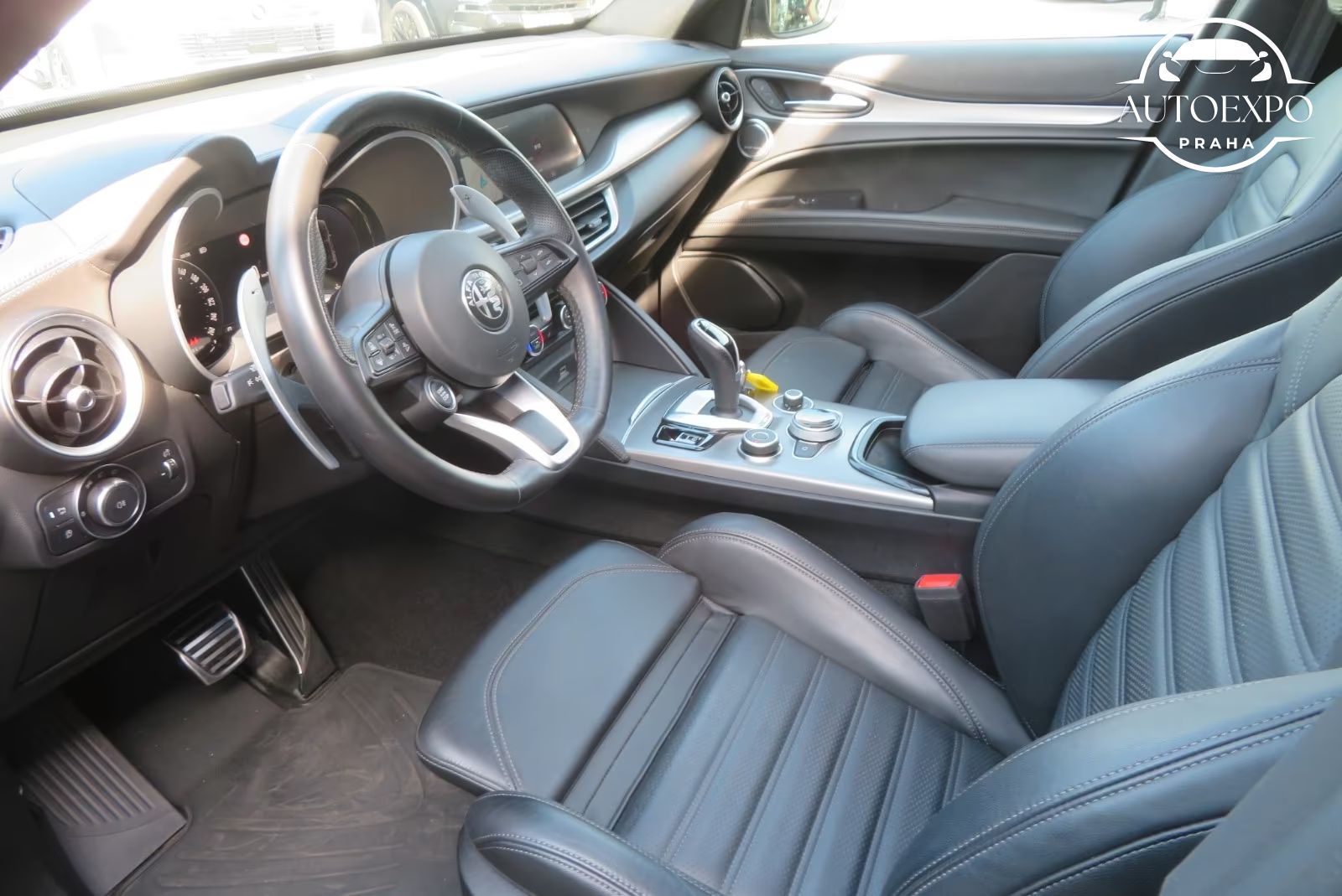 Alfa Romeo Stelvio, Veloce Q4 2.0 280PS - fotka 5