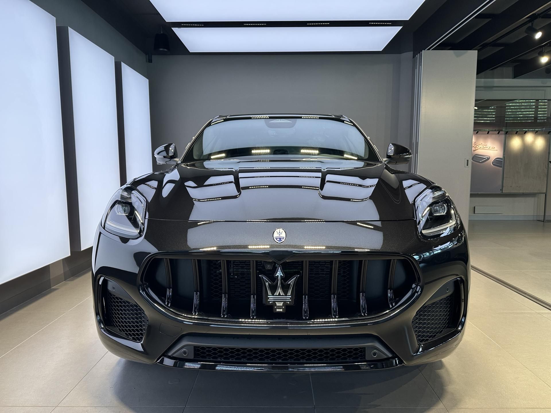 Maserati Grecale, Grecale Modena 330 HP - fotka 2