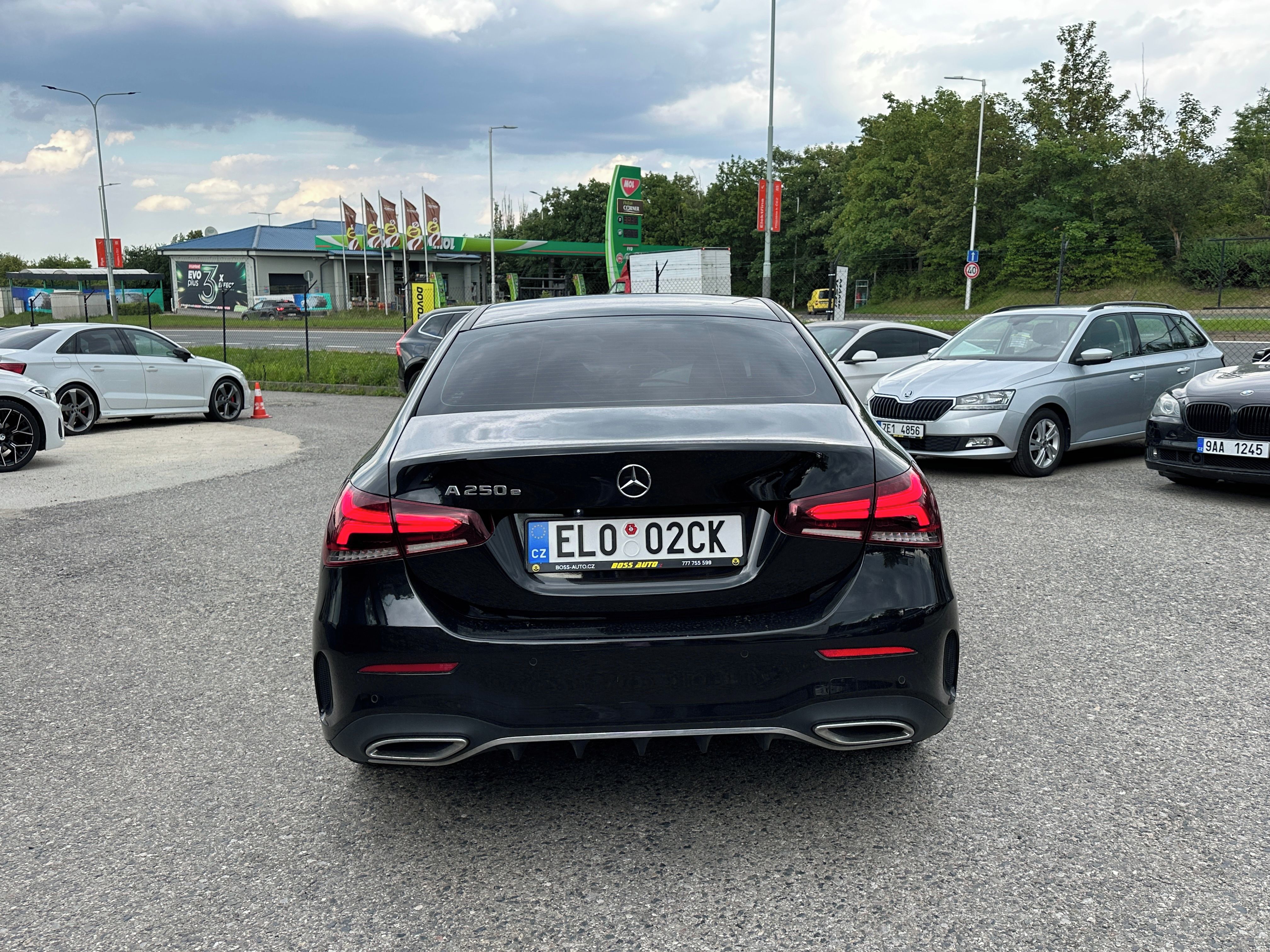 Mercedes-Benz Třídy A, Mercedes-Benz A 250 2021 - fotka 6