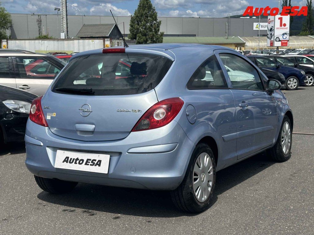 Opel Corsa, 1.3 CDI,1.maj,ČR - fotka 4