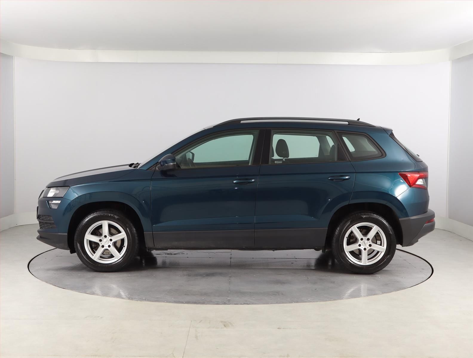 Škoda Karoq, 1.6 TDI, Serv.kniha - fotka 3