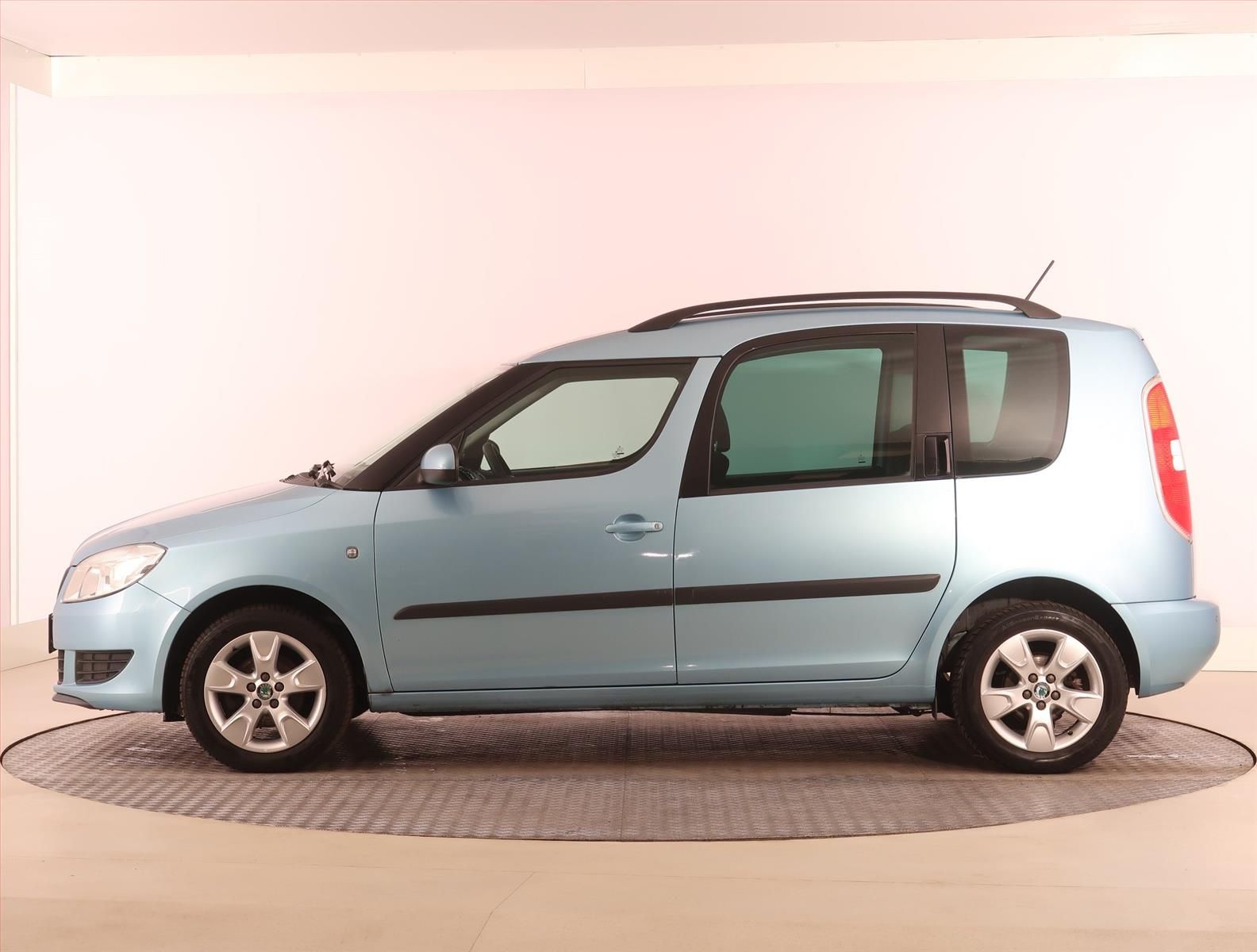 Škoda Roomster, 1.2 TSI, Serv.kniha - fotka 3