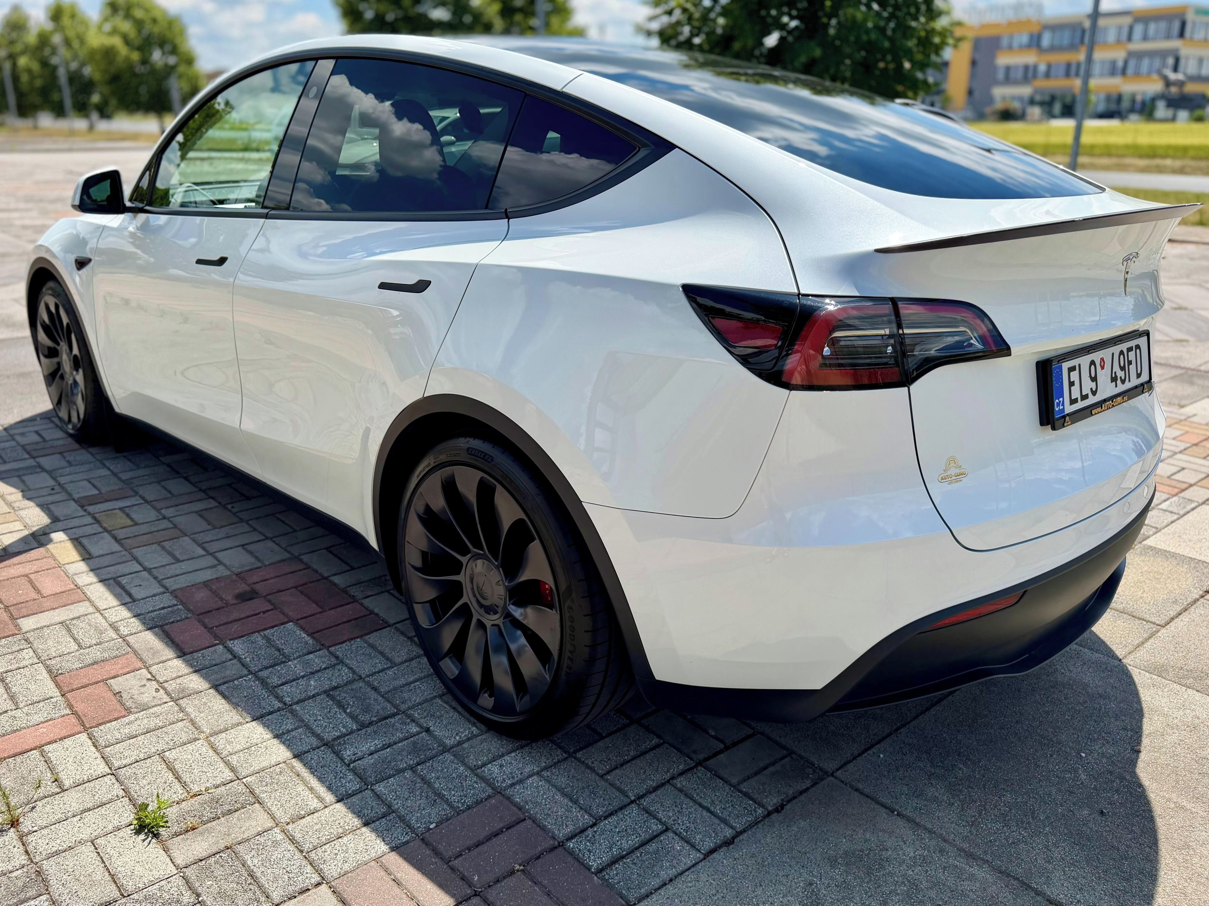 Tesla Model Y, Performance 393kw Berlin DPH - fotka 5