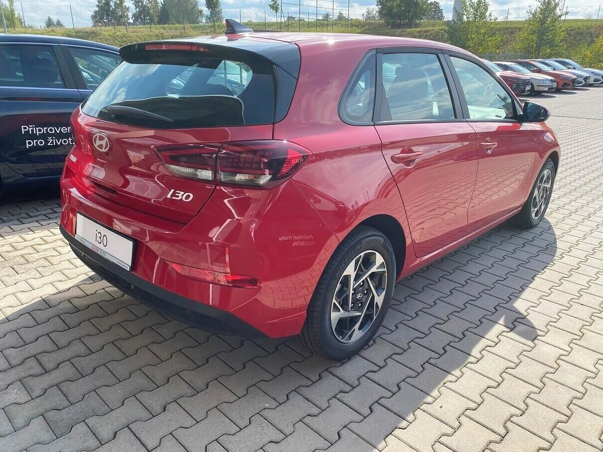 Hyundai i30, HB PD PE GO Czech! 1,6 T-GDI 1 - fotka 4