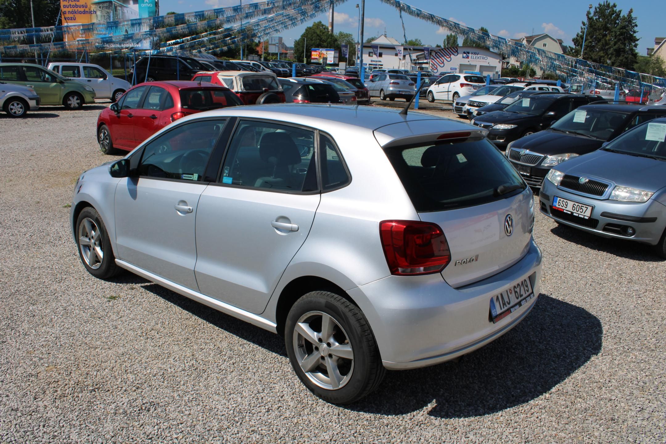 Volkswagen Polo, 1,4i 16V KLIMA EL.OKNA  ALU - fotka 5
