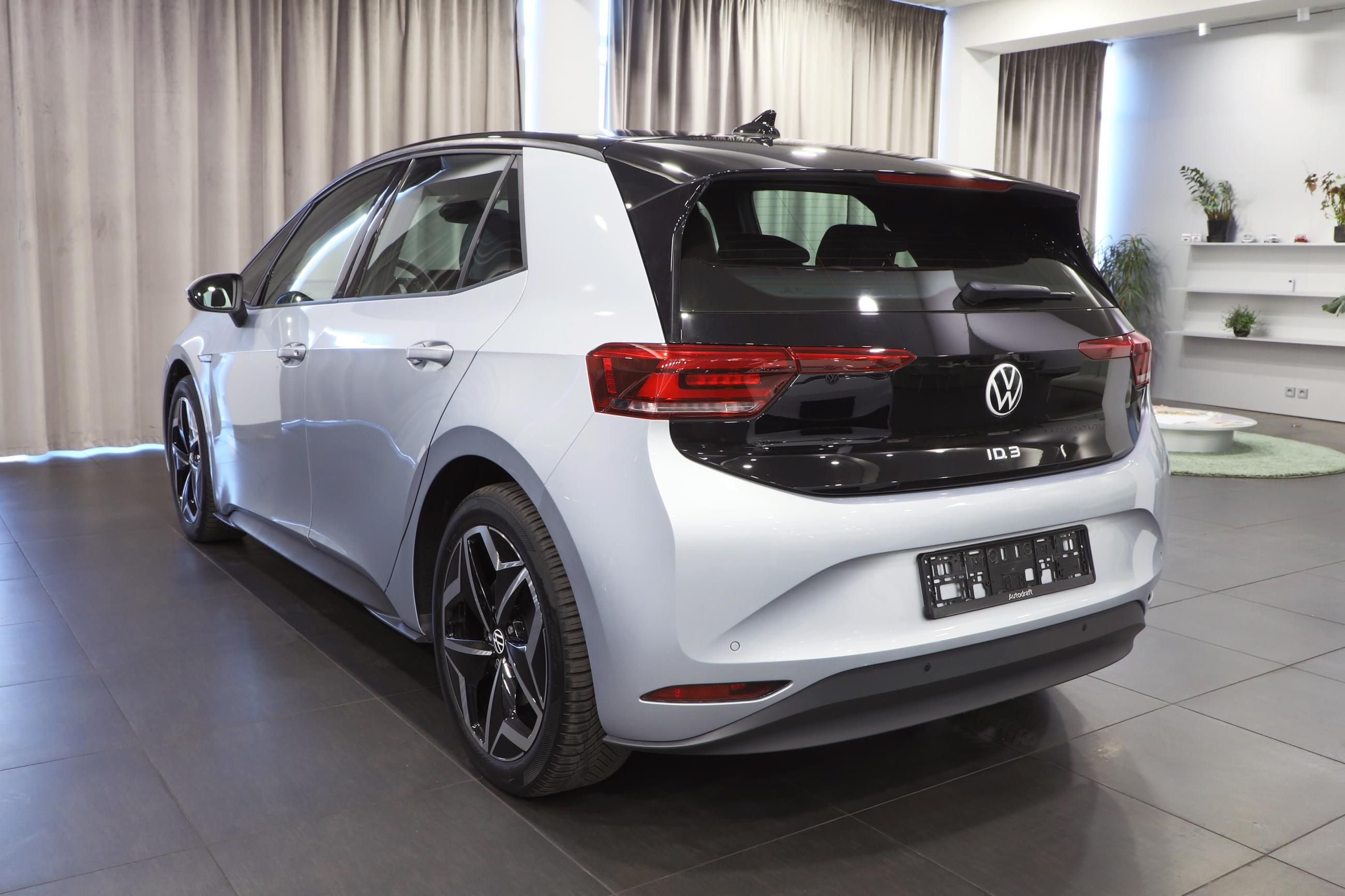 Volkswagen ID.3, ID.3 Pro 150kW / ALU 19'' - fotka 5