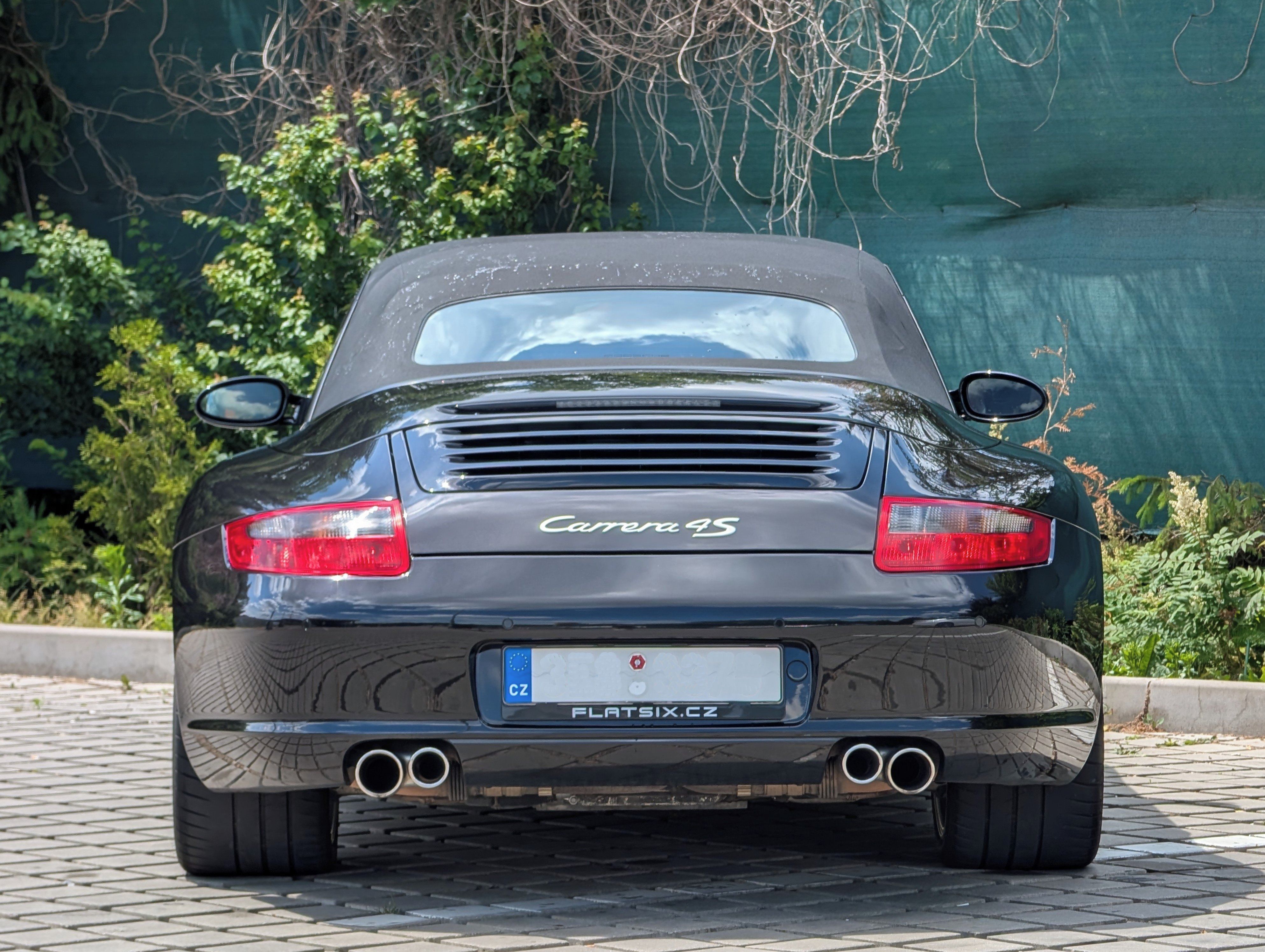 Porsche 911, 997 Carrera 4S Cabrio - fotka 5