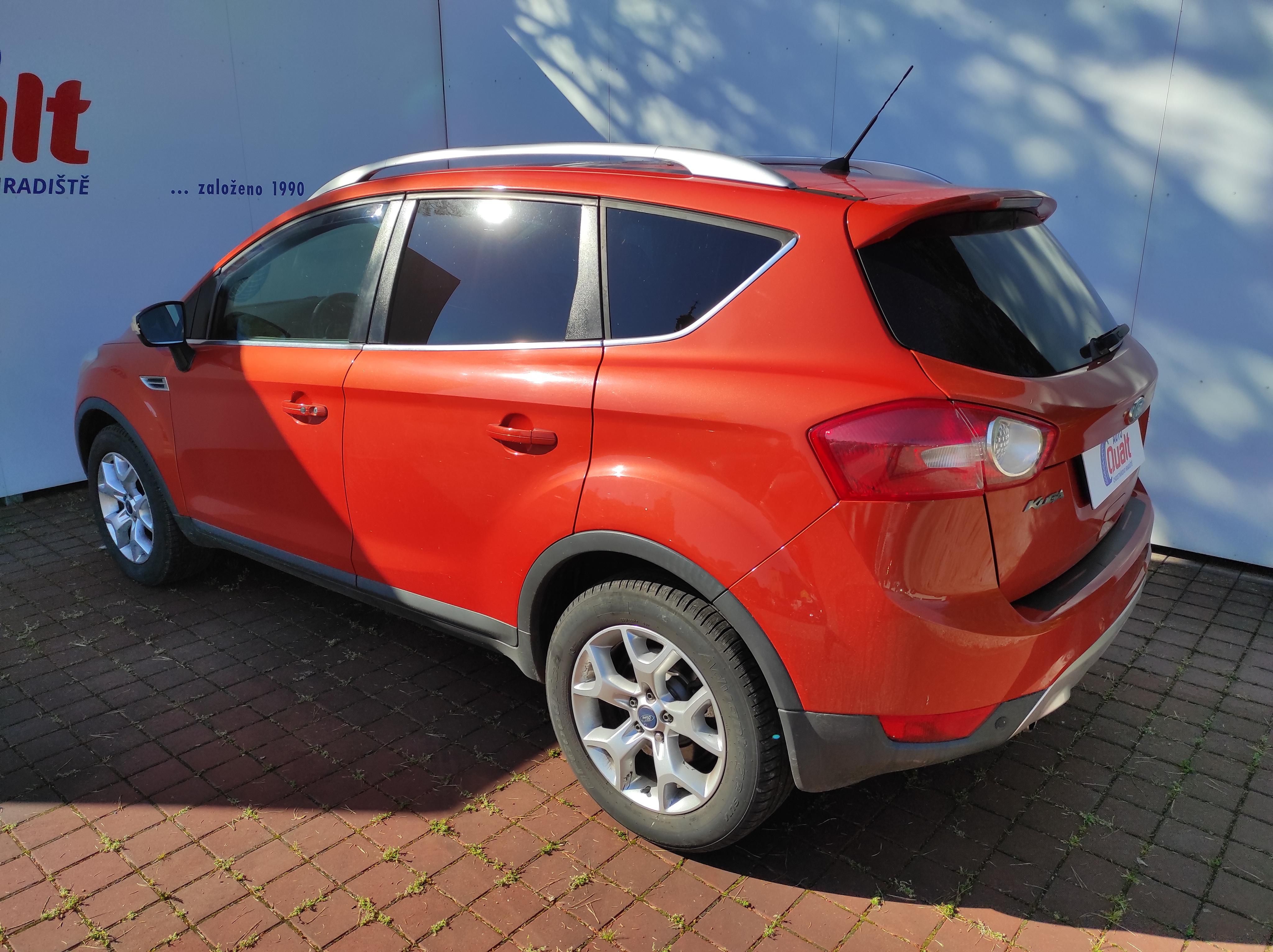 Ford Kuga, 2.0 TDCi 4x4 AUTOMAT - fotka 6