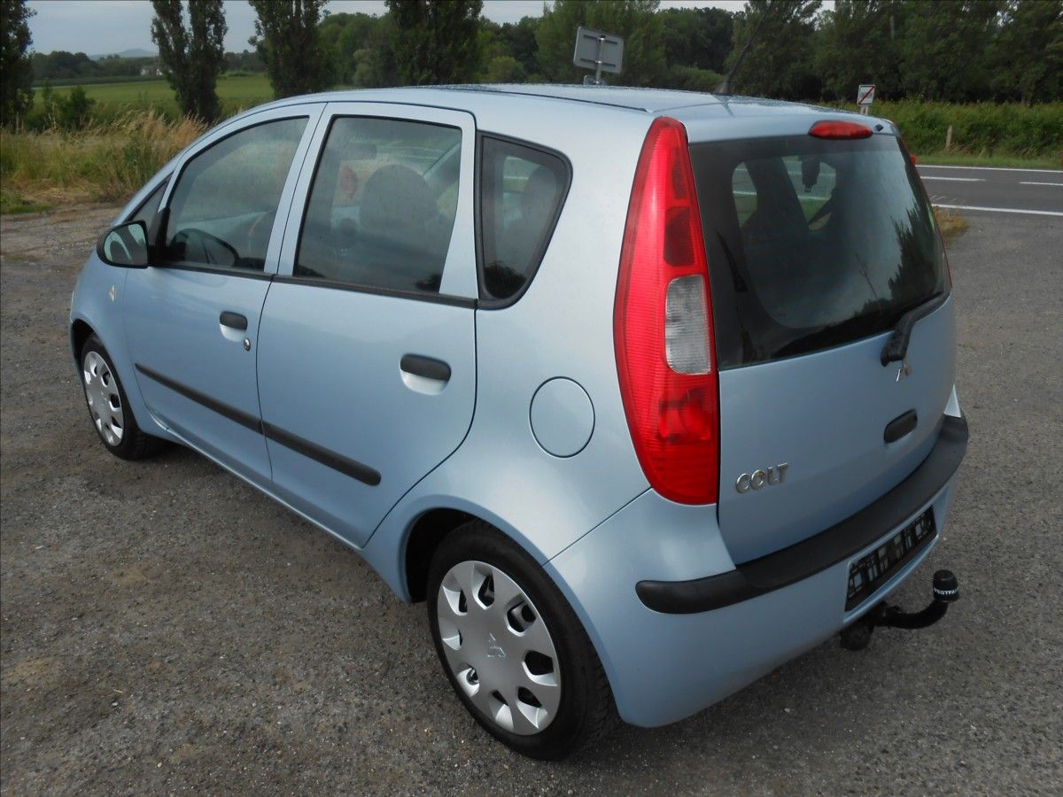 Mitsubishi Colt, 1,3 i 16V 70 kW SERVISKA - fotka 5
