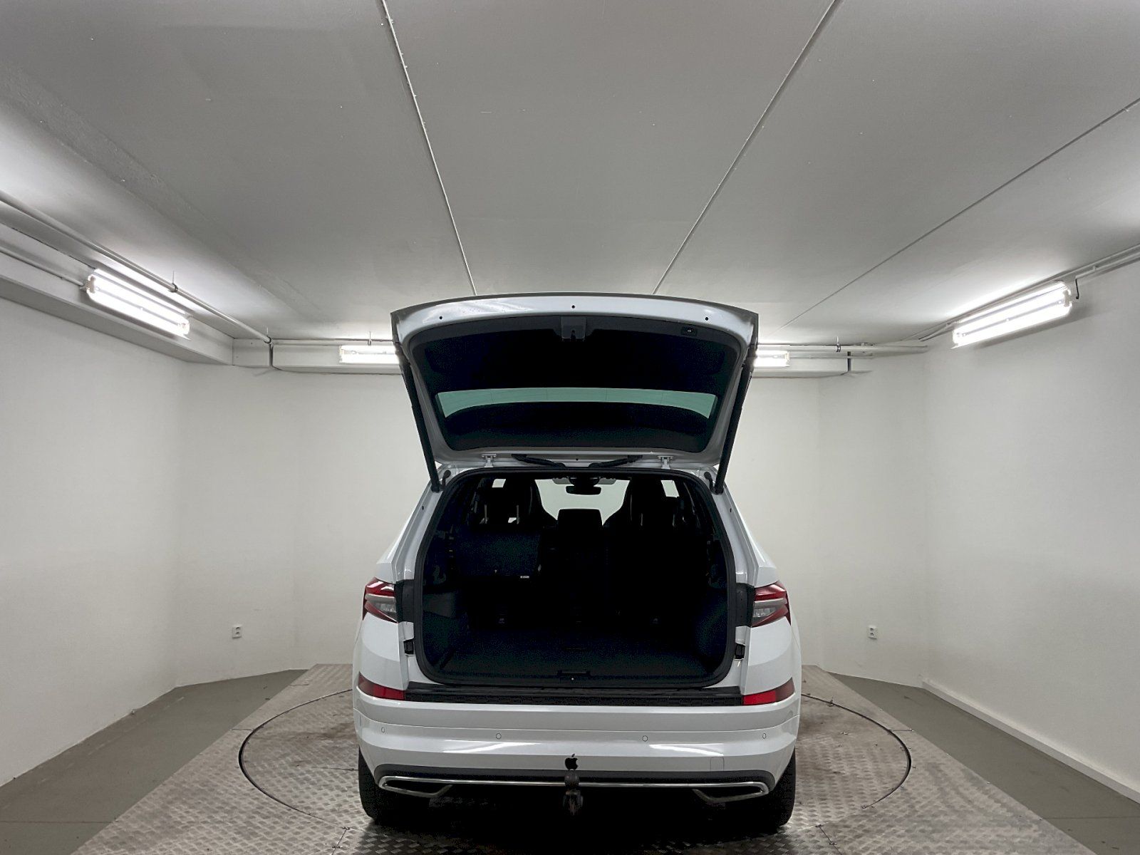 Škoda Kodiaq, 2.0 TDI 147 kW Sportline 4x4 D - fotka 6