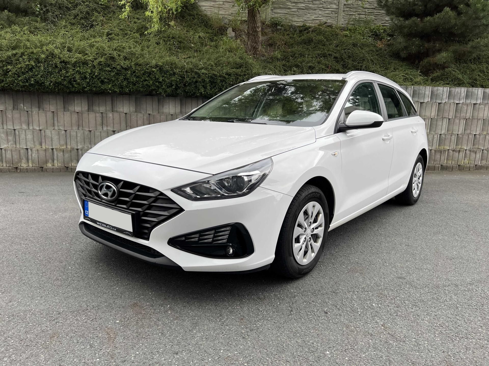 Hyundai i30, 1.5 DPi 81 kW 1.MAJ SERVISKA - fotka 2