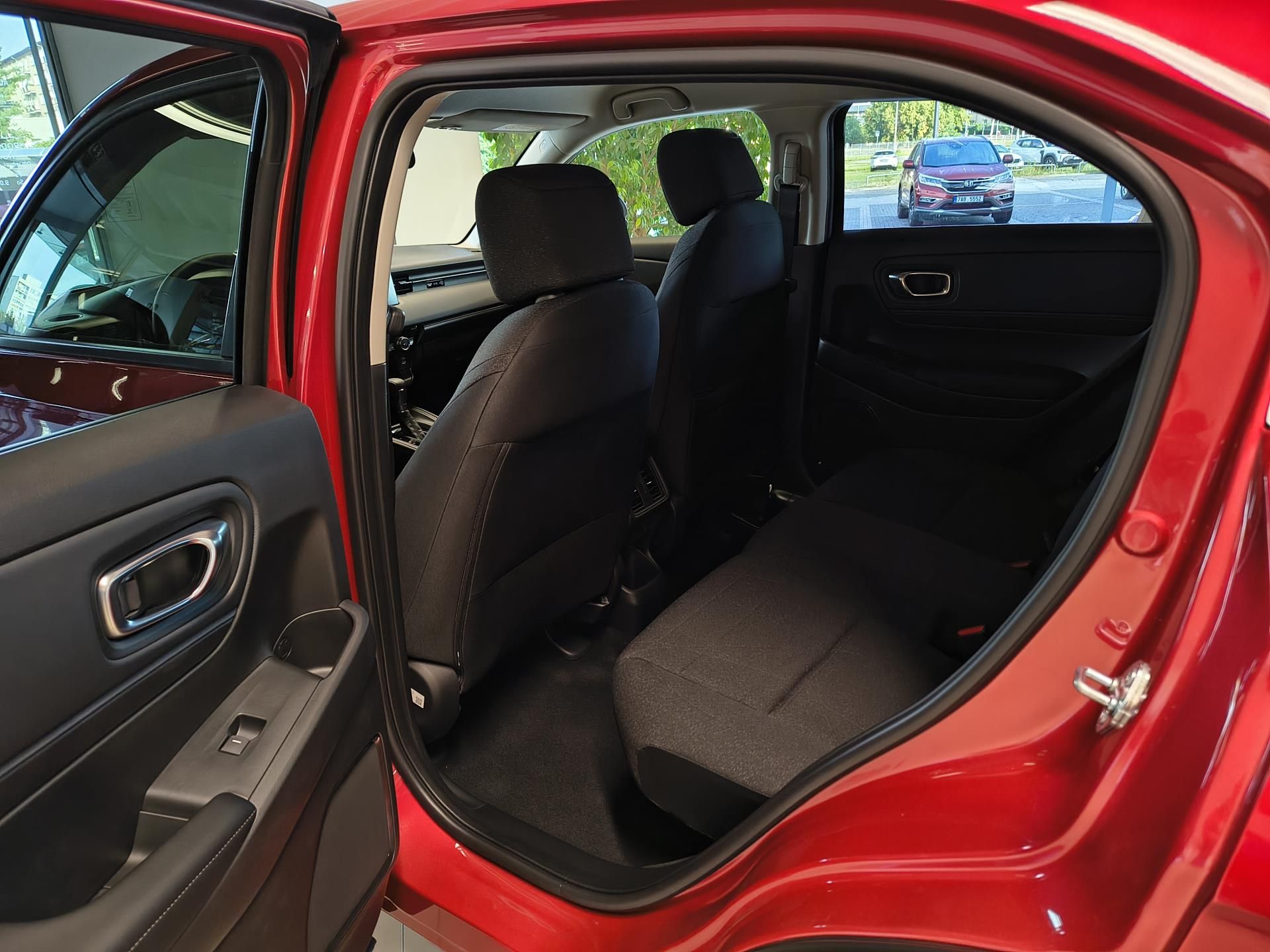 Honda HR-V, e:HEV 1.5 i-MMD Elegance 2027 - fotka 6