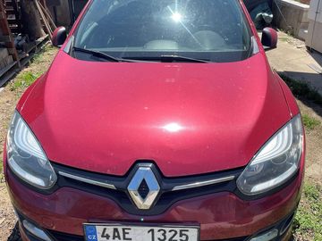 Renault Megane combi k opravě