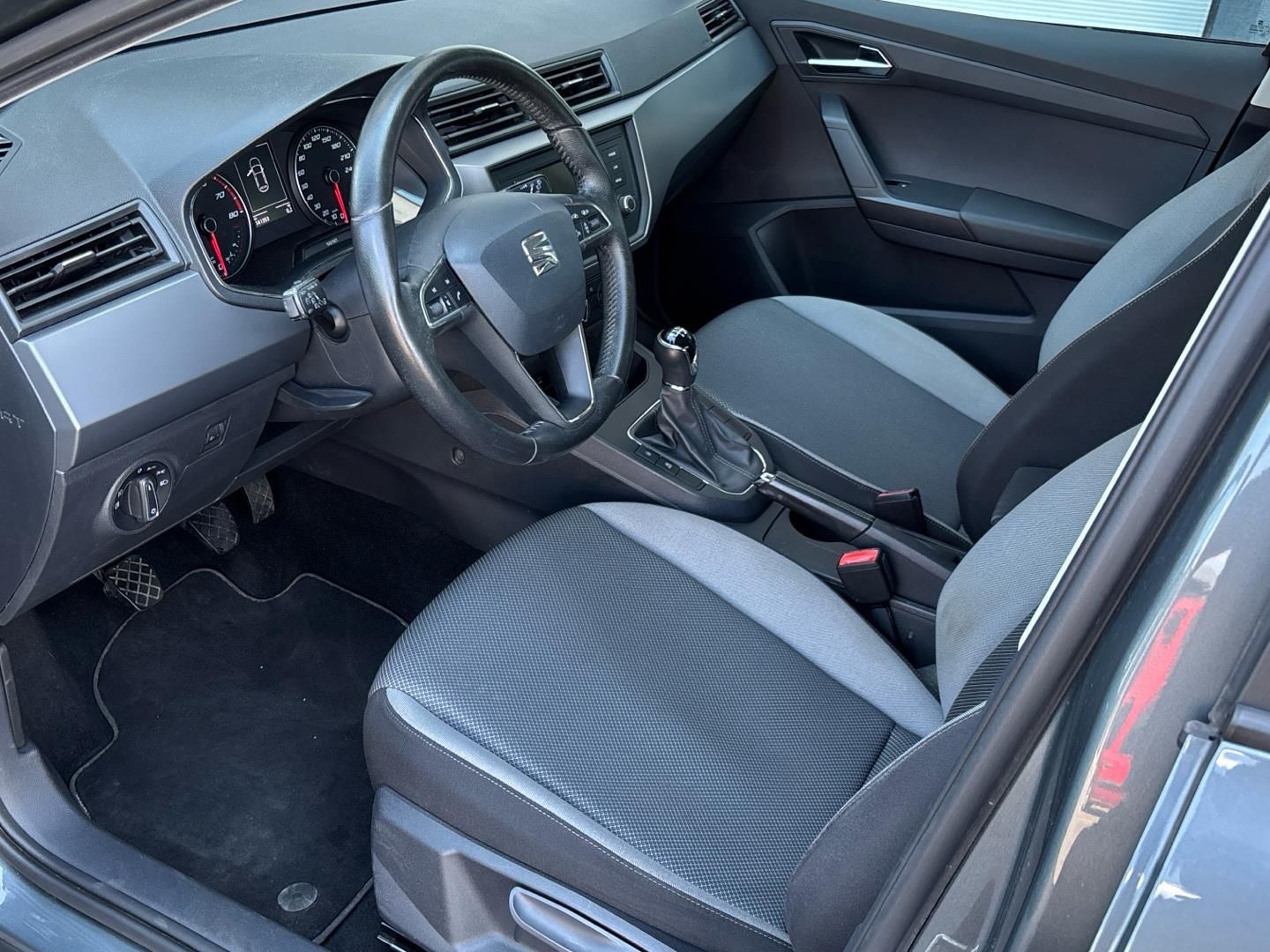 Seat Ibiza, 1.0 TSI / 70 kW Style - fotka 6