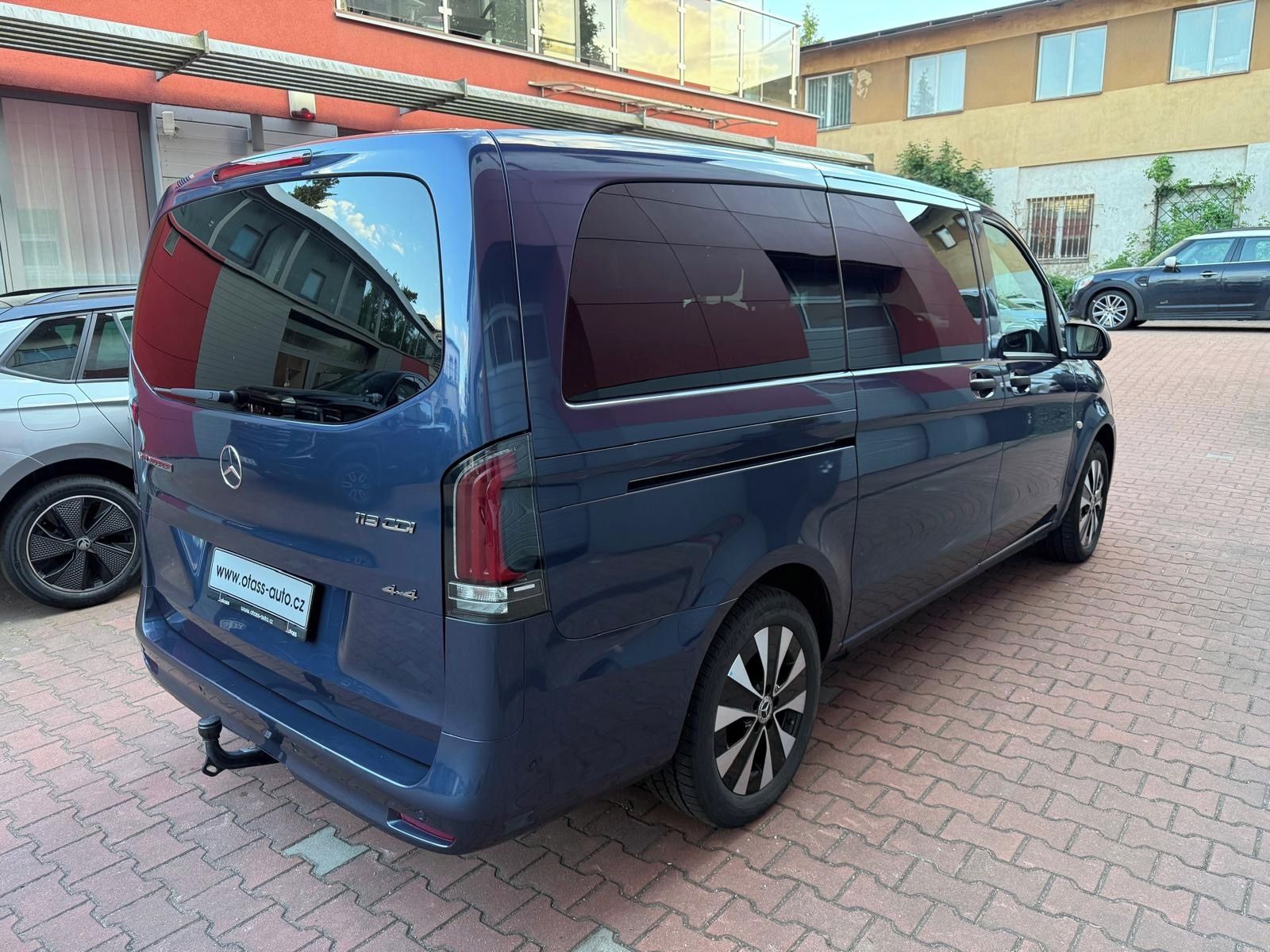 Mercedes-Benz Vito, 119 Tourer L Select 4x4 - fotka 6