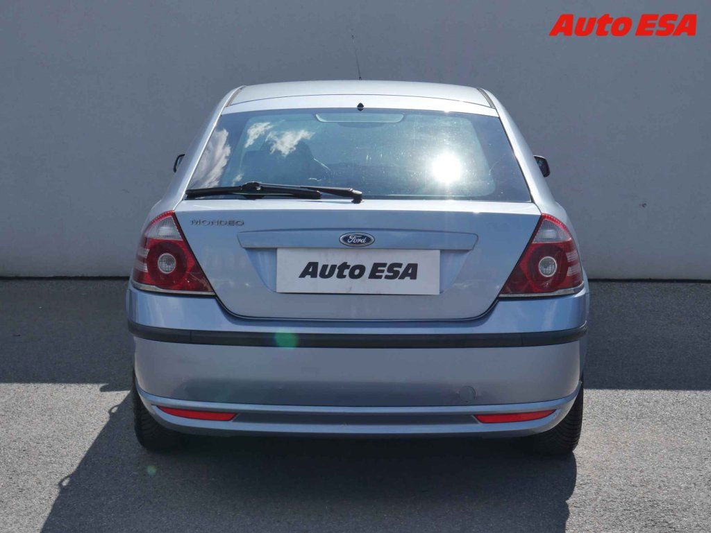 Ford Mondeo, 1.8i,ČR - fotka 5