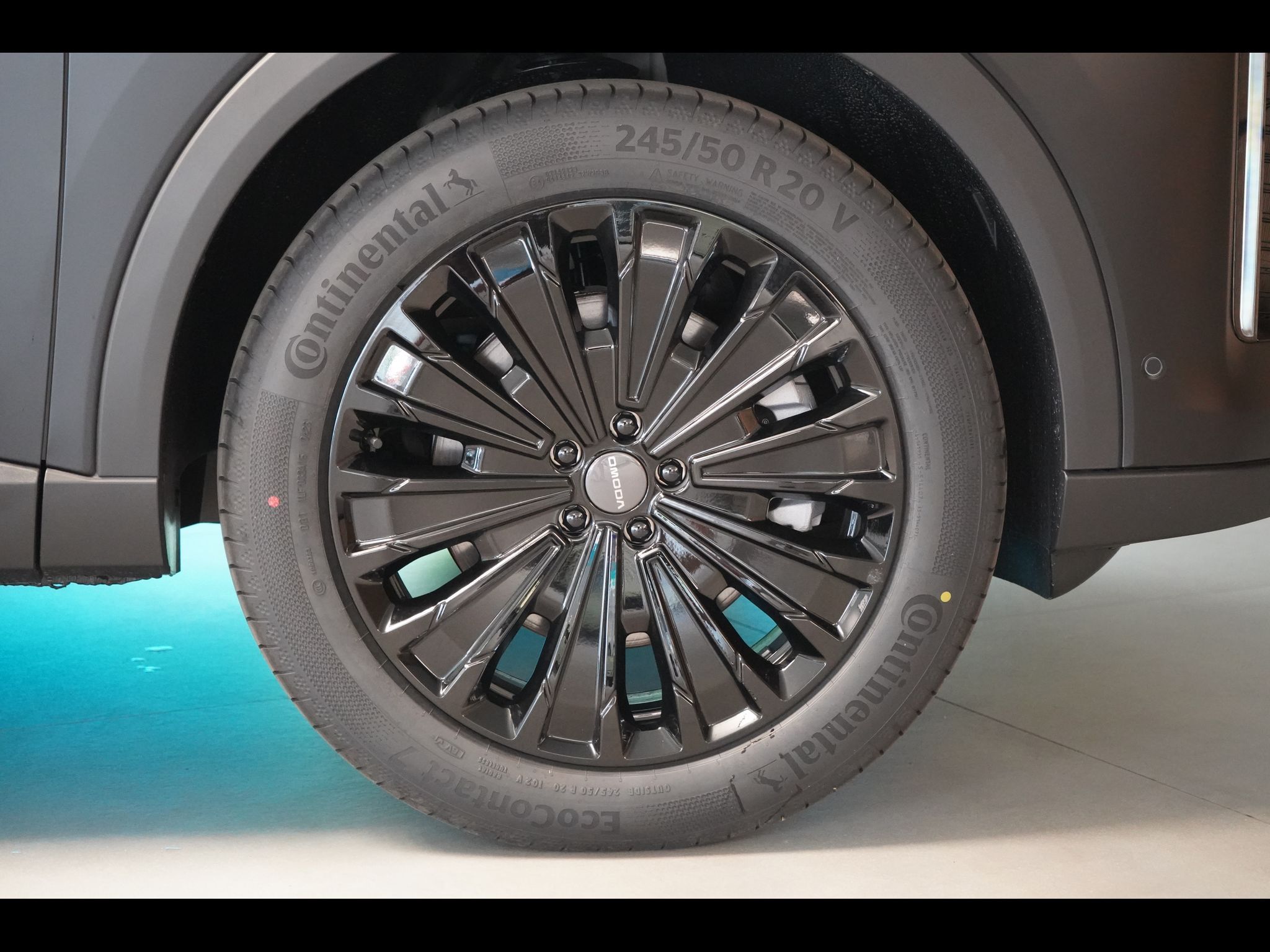 Omoda 9, 1.5 T-GDI 3DHT AWD PREMIUM - fotka 6