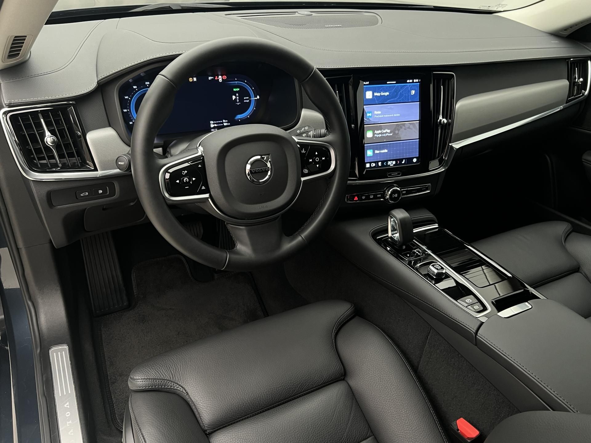 Volvo V90, T6 AWD DARK PLUS - fotka 4