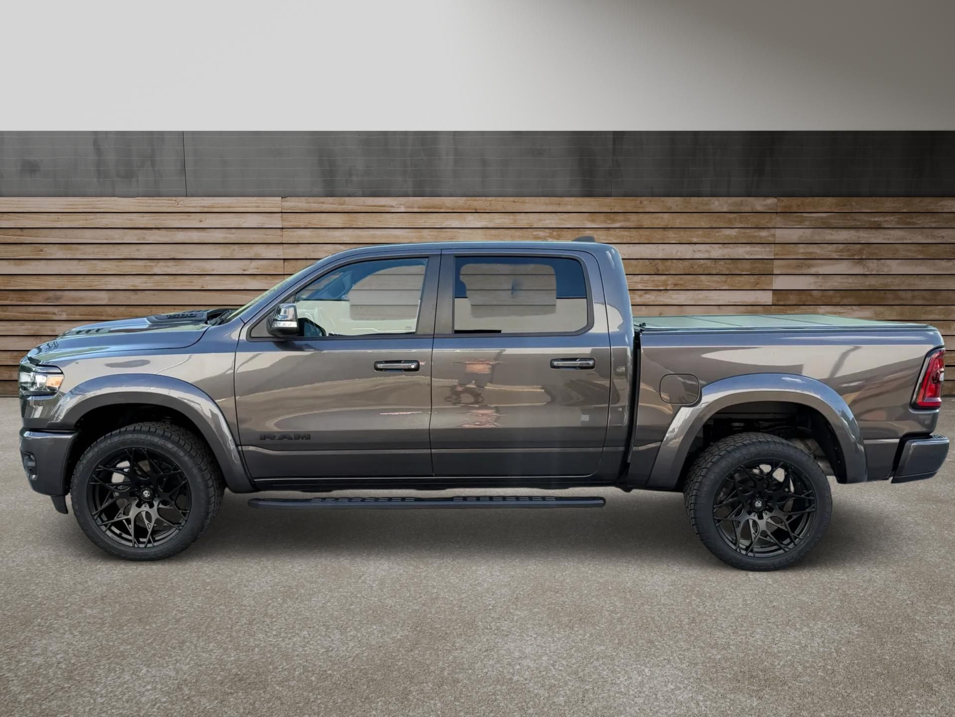 Dodge Ram, +HEMI+OFFROAD PAKET+LOOK26+ - fotka 6