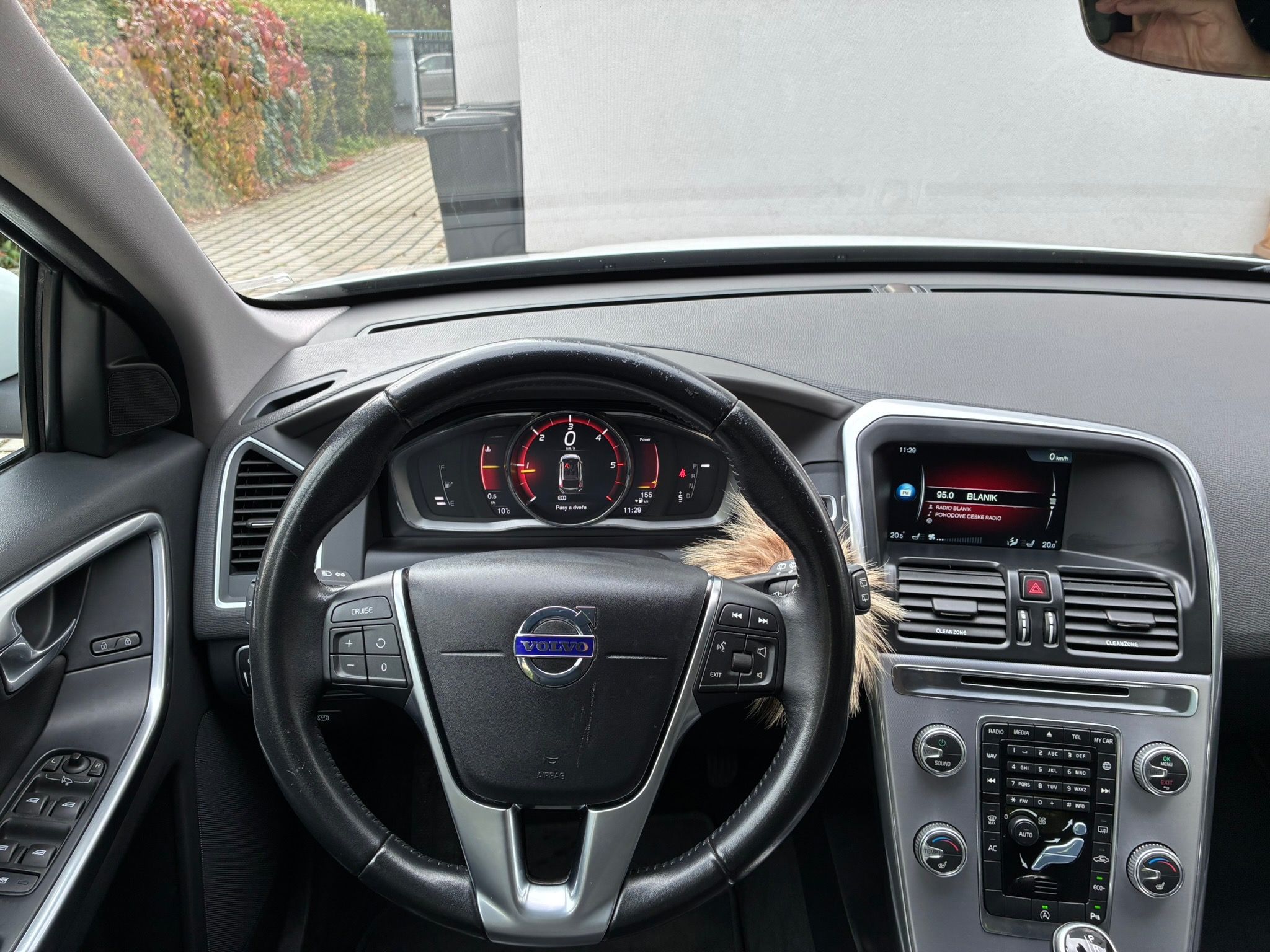 Volvo XC60, D3 Summum Aut TZ nehav DPH - fotka 5