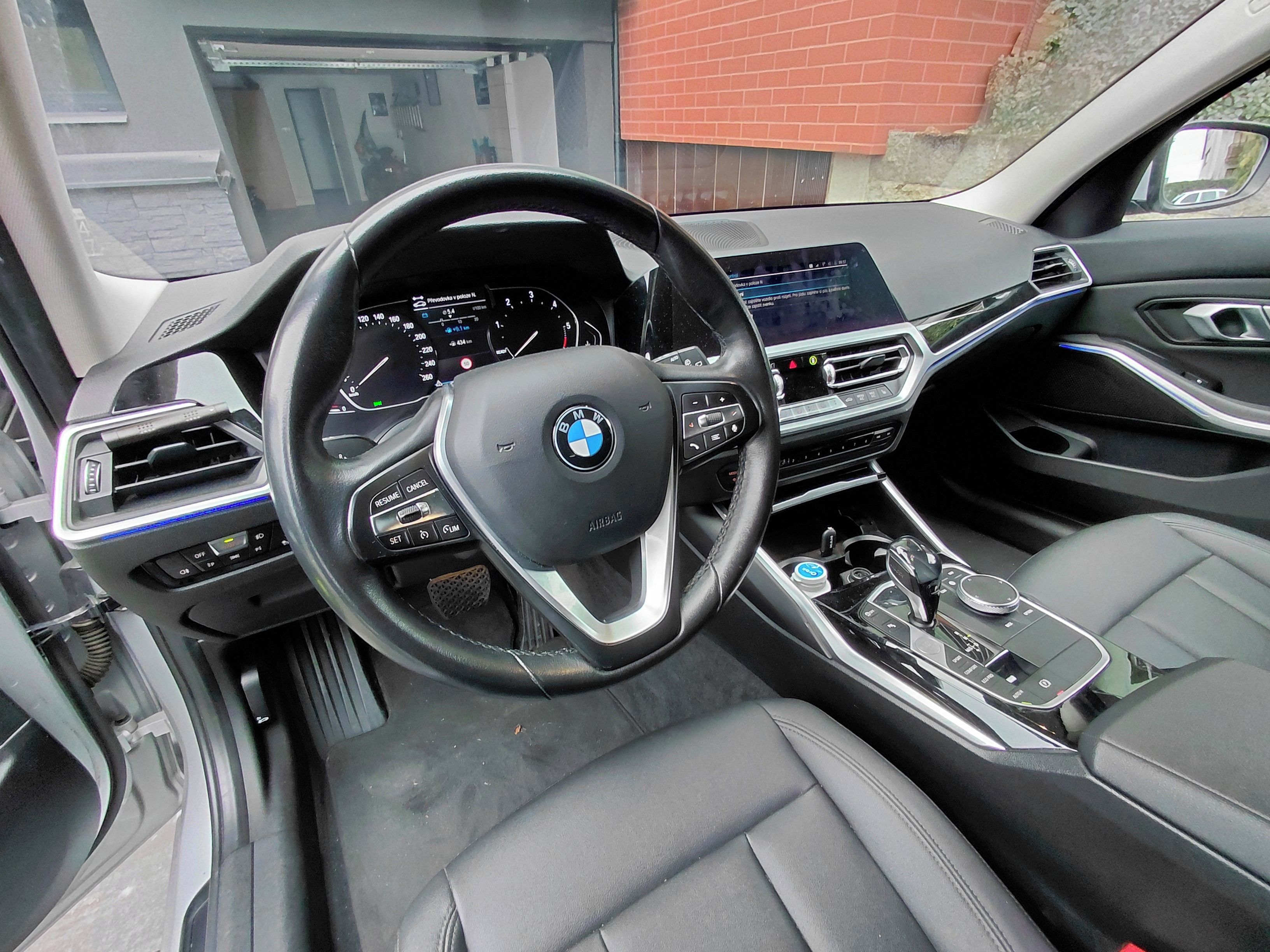 BMW Řada 3, BMW 320d - fotka 6