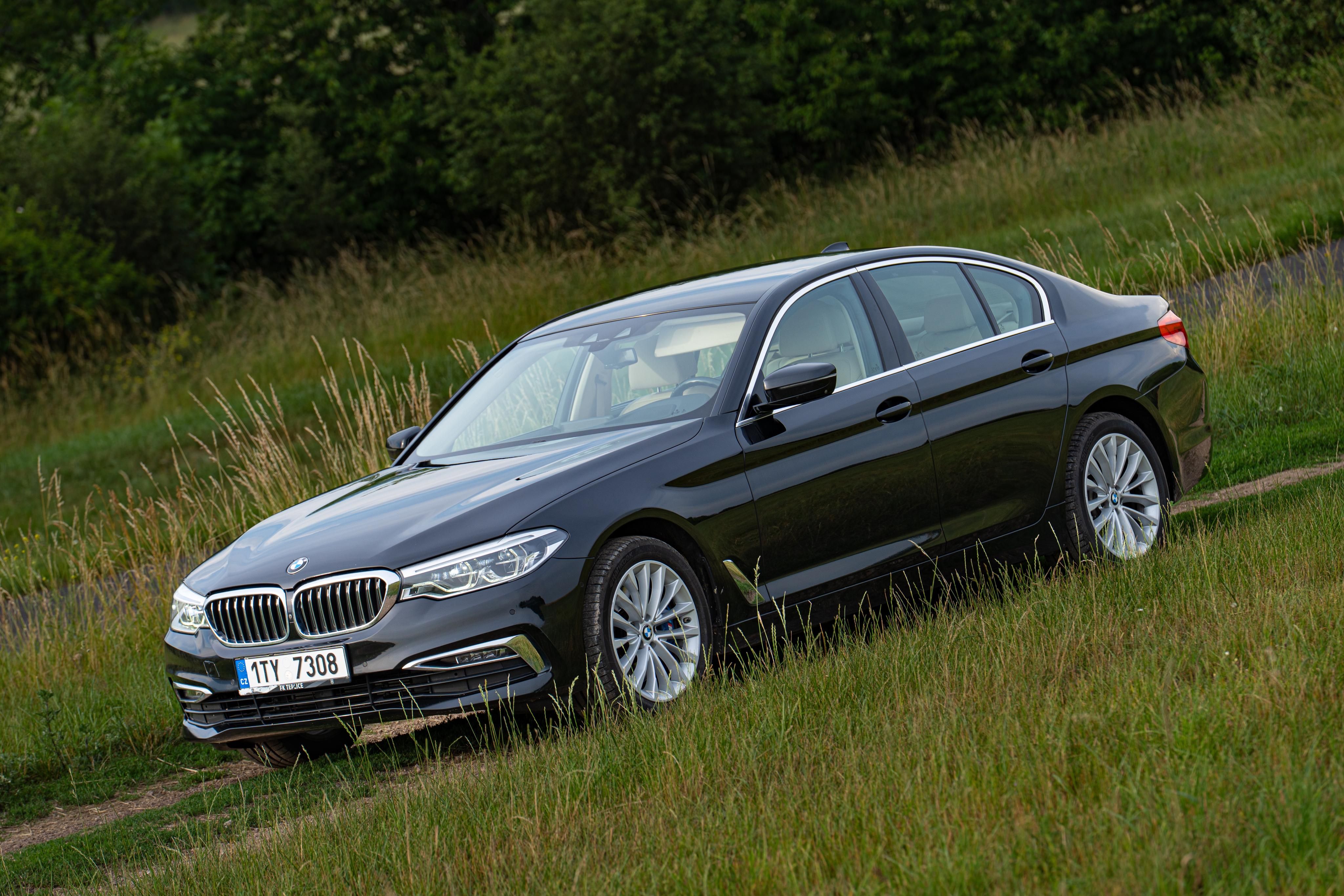 BMW Řada 5, BMW 530D xDrive - fotka 6
