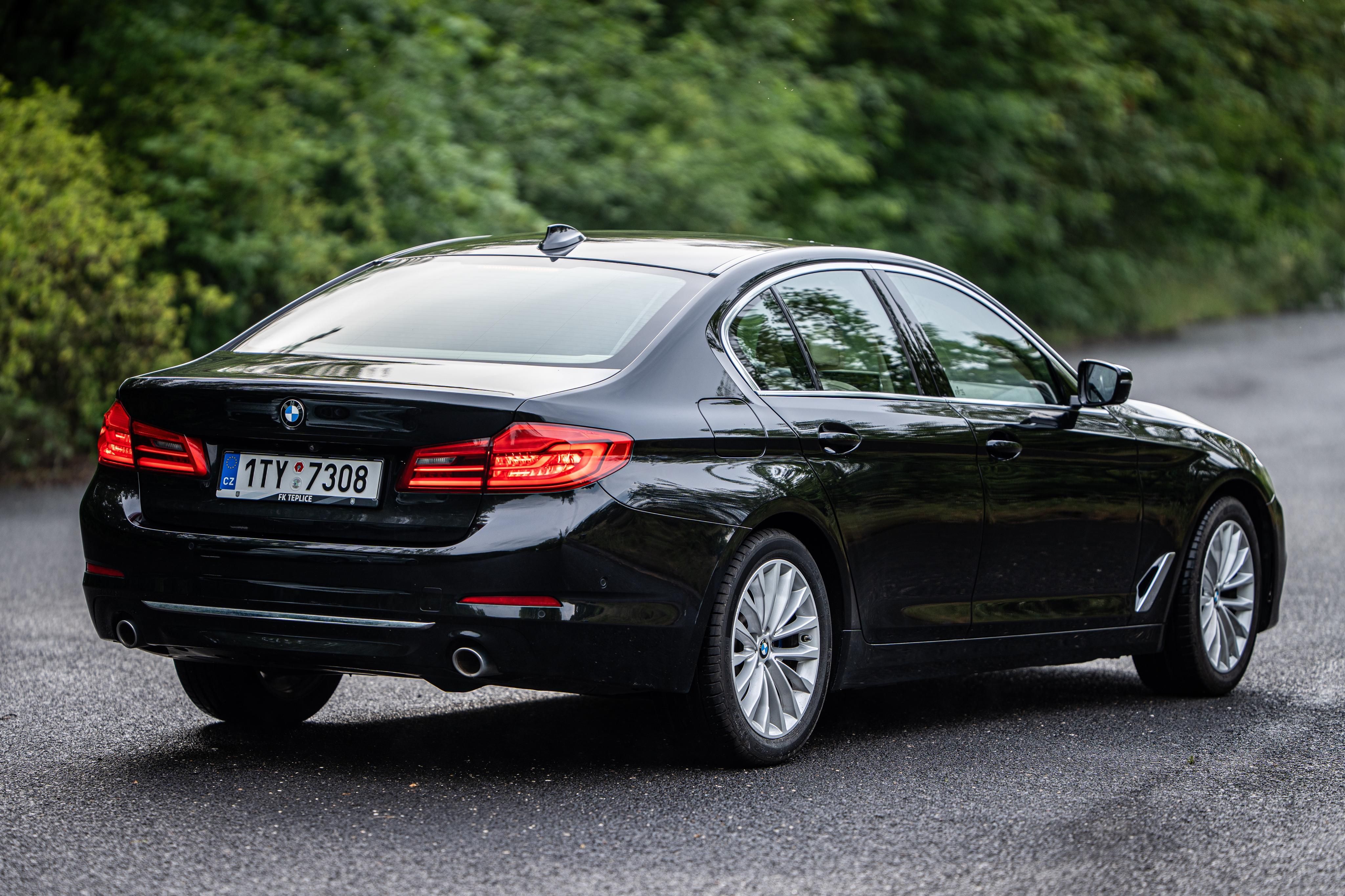 BMW Řada 5, BMW 530D xDrive - fotka 5