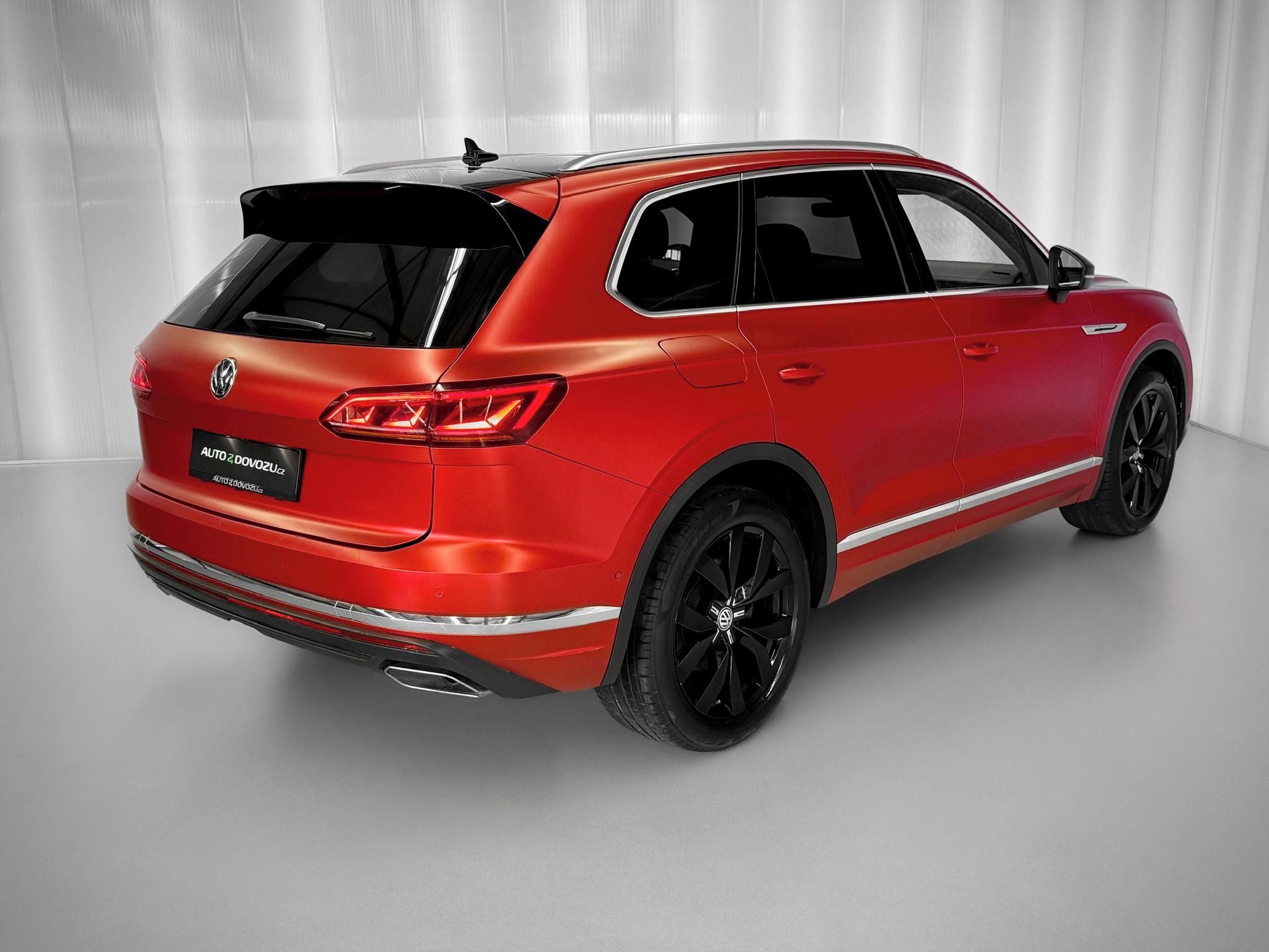 Volkswagen Touareg, 3.0TDI 4MOTION R-LINE, MASÁŽE, - fotka 6