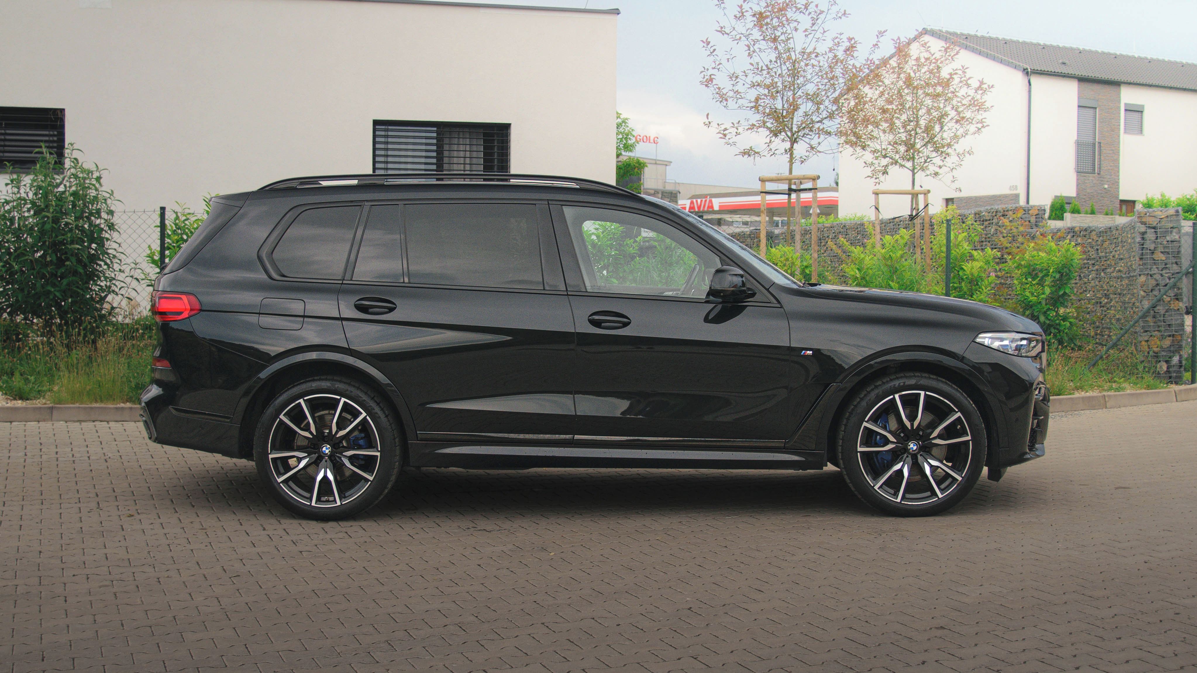 BMW X7, Xdrive 40d M-paket 7 míst 360 - fotka 4