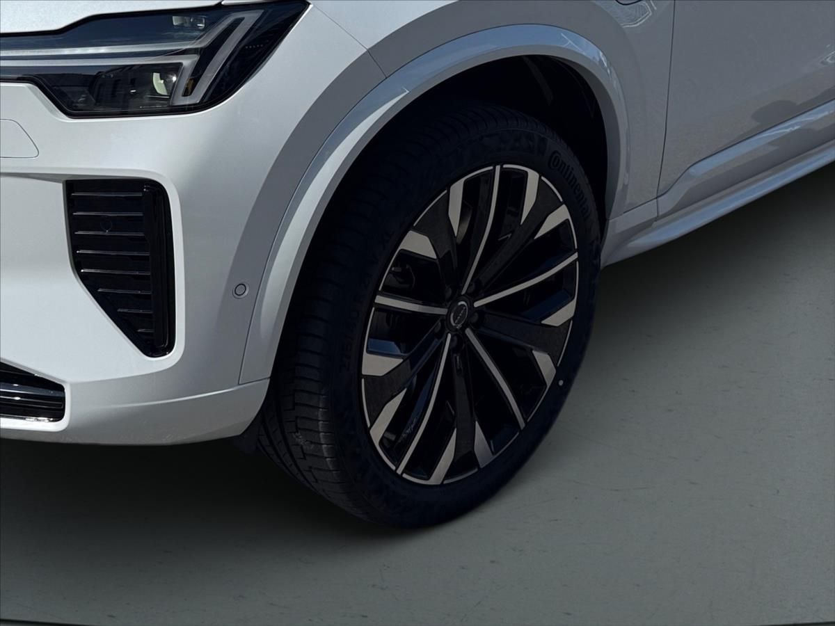 Volvo XC90, 2,0 T8 Plus Dark   4695 - fotka 6