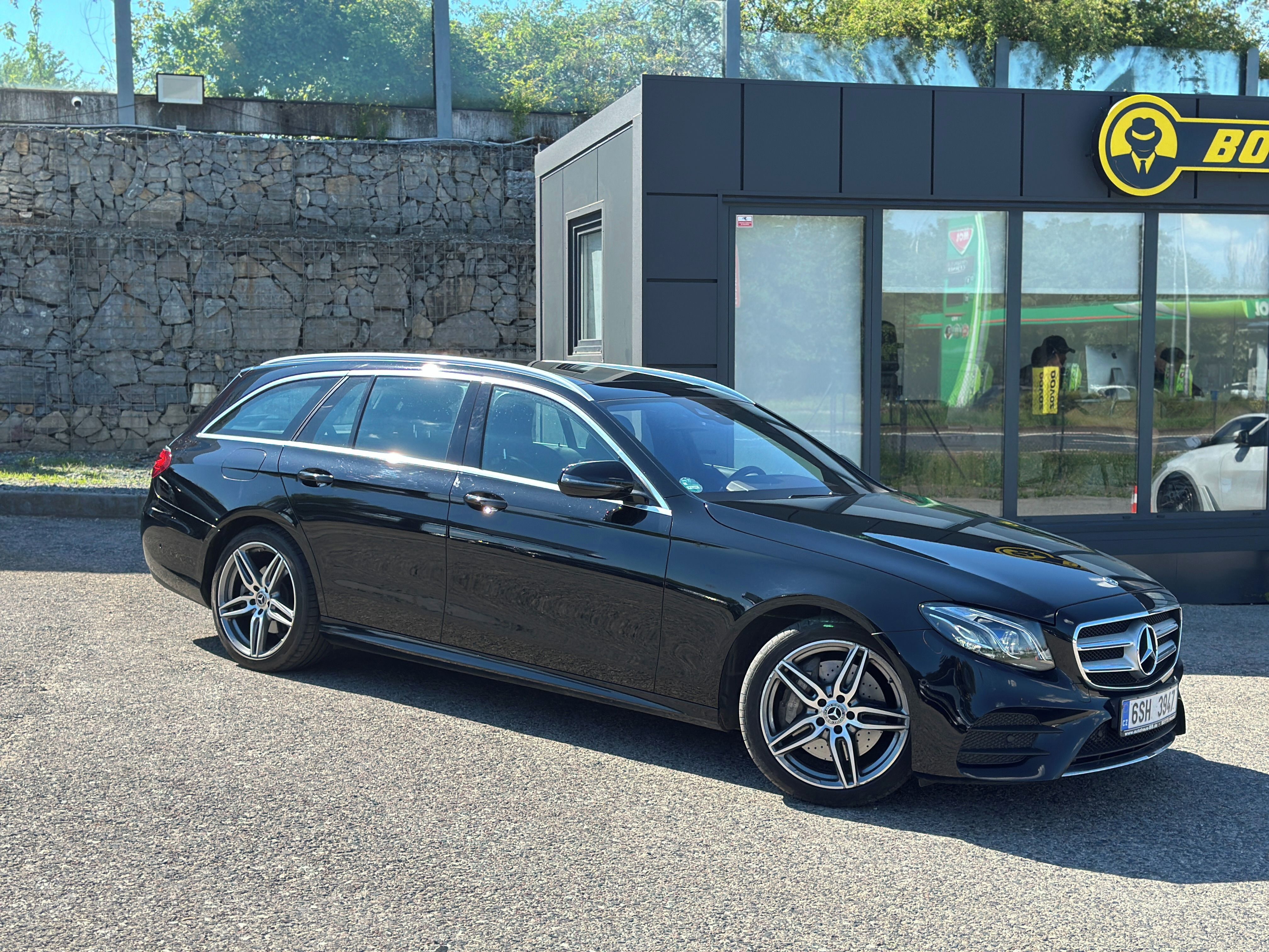 Mercedes-Benz Třídy E, Mercedes-Benz E 400  2019