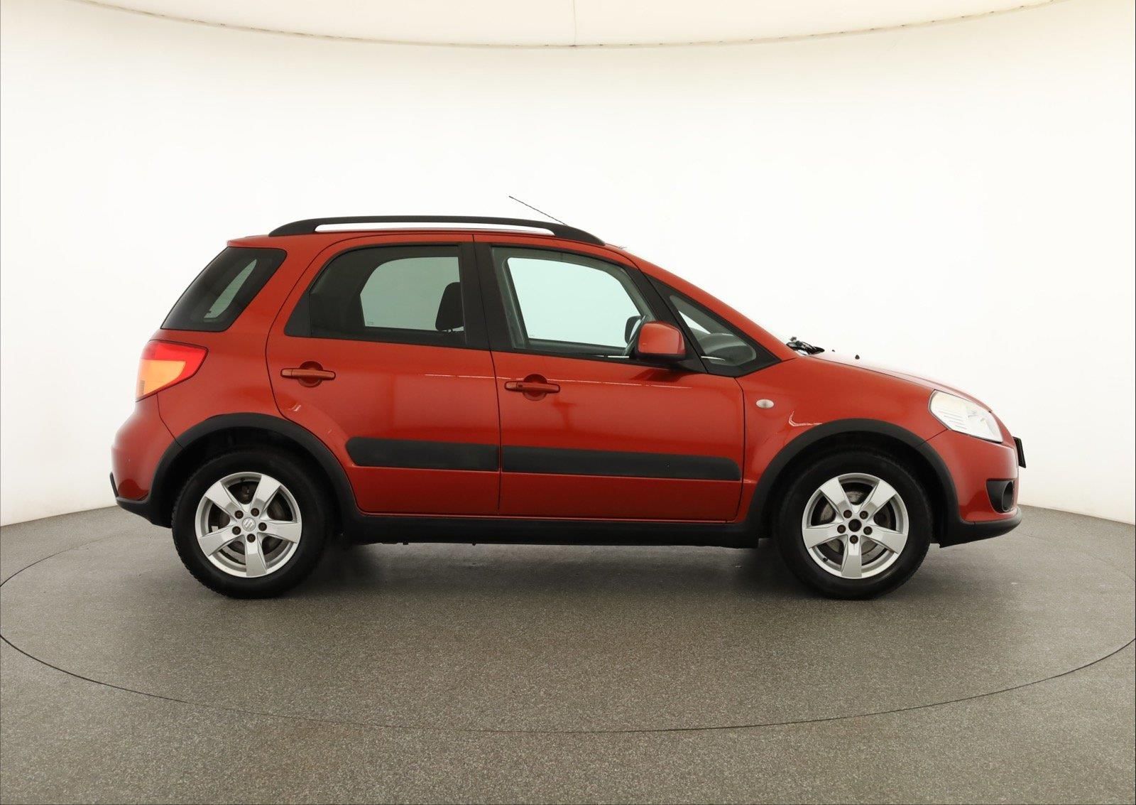 Suzuki SX4, 1.6 VVT, Tažné - fotka 6