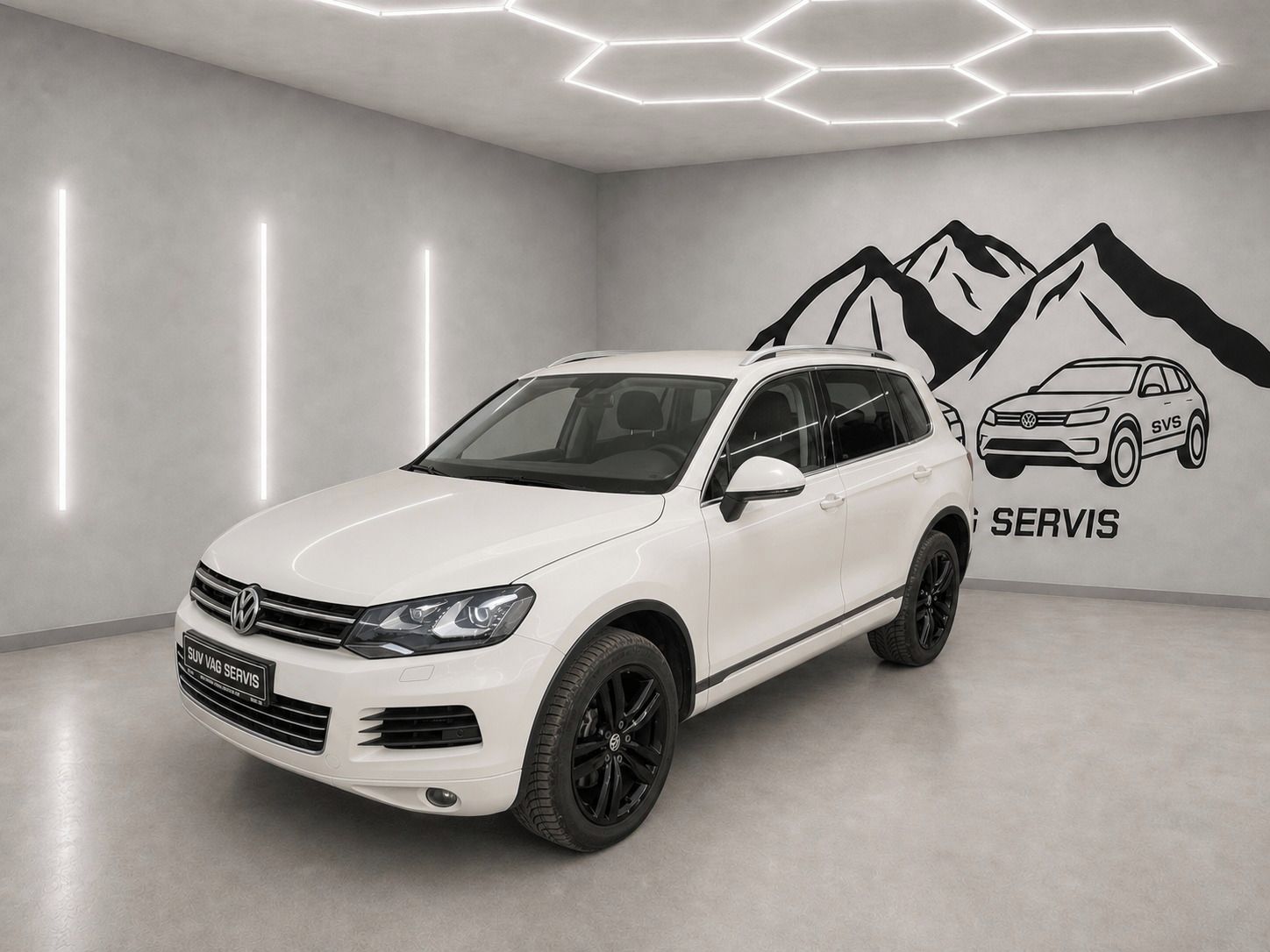 Volkswagen Touareg, 3.0TDI V6 PRUŽINY KŮŽE XENONY - fotka 2