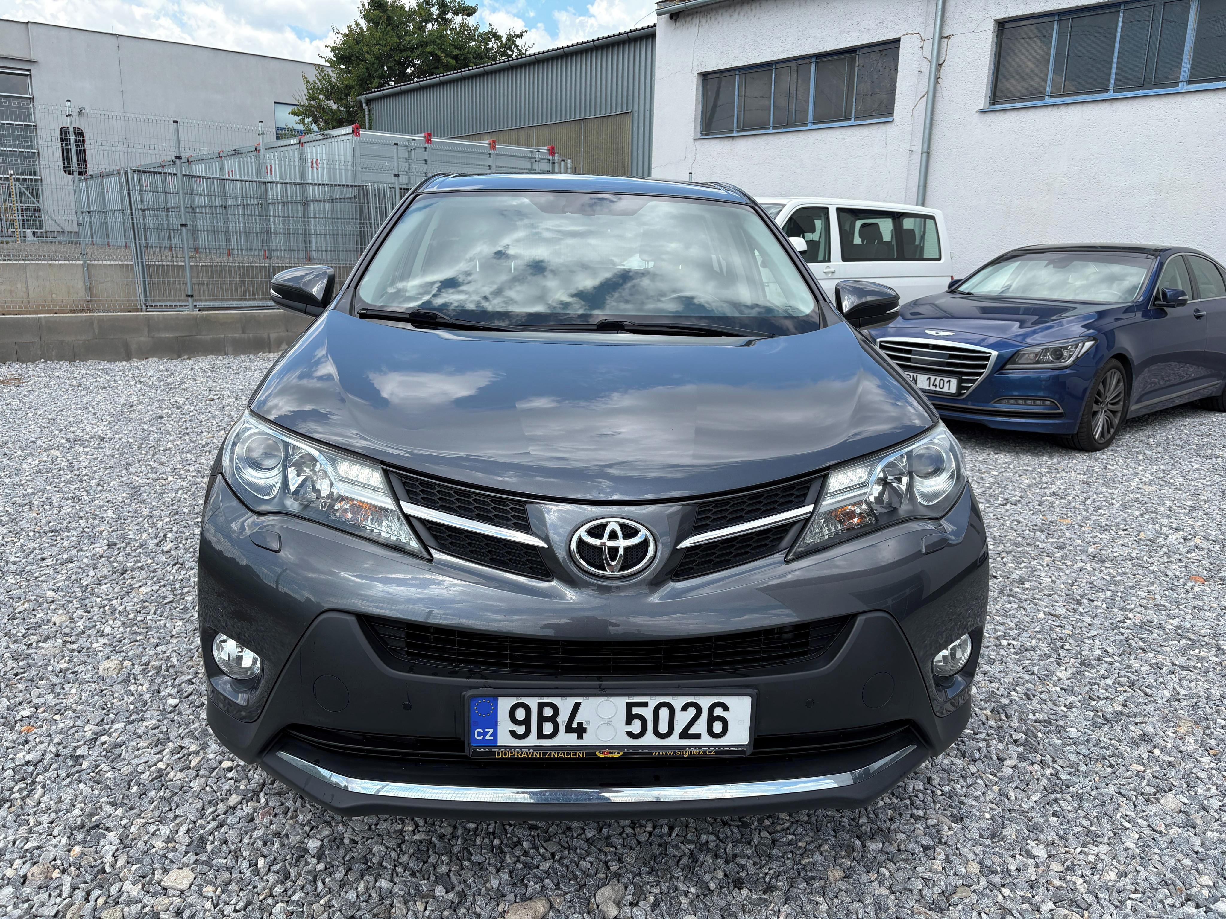 Toyota Rav4, 2.0VVT-i AWD - fotka 2