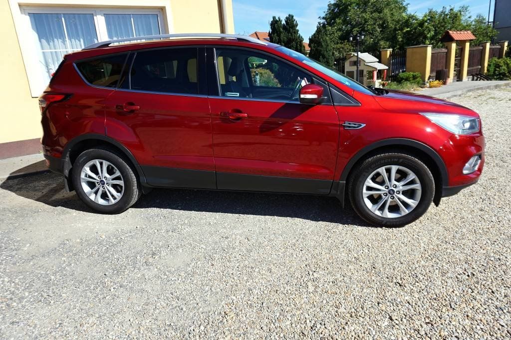 Ford Kuga, TITANIUM 1,5 EB 110 kW - fotka 5