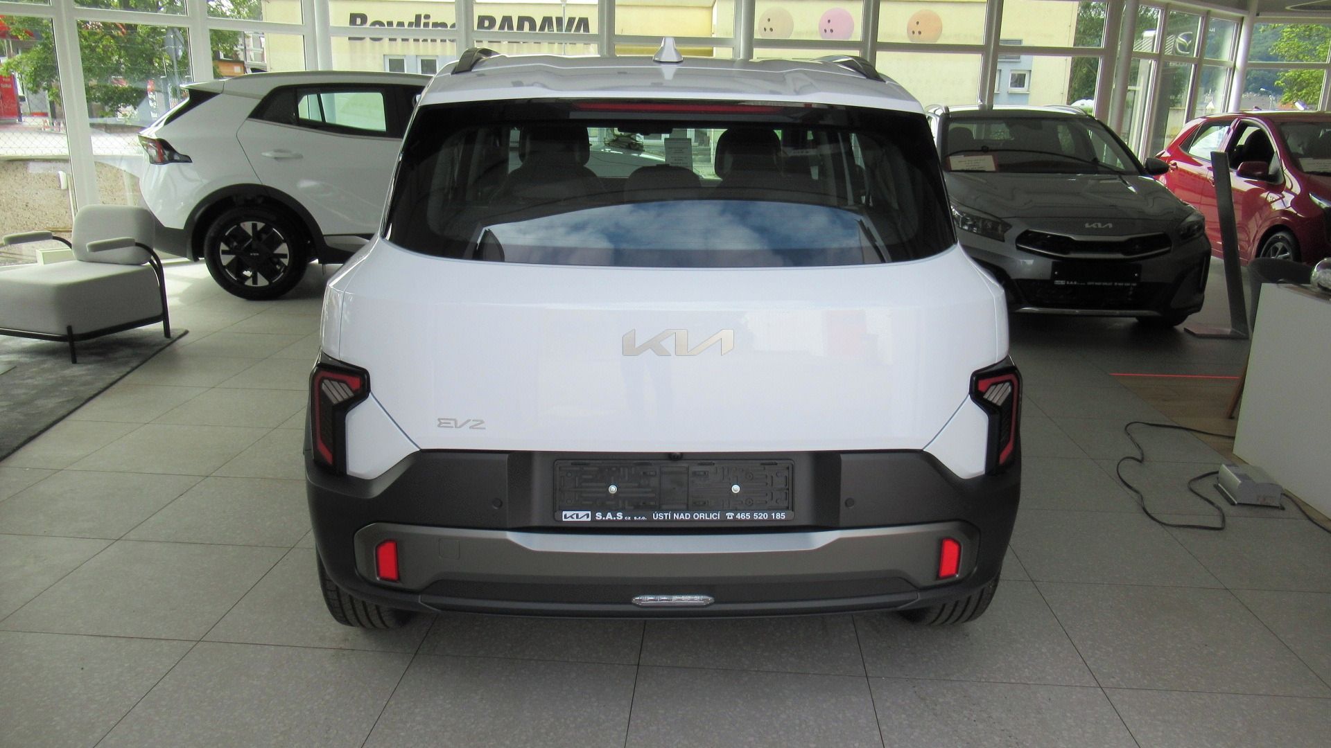 Kia EV2, 5P 4x2 AIR 108 KW + 42,2 KWH - fotka 5