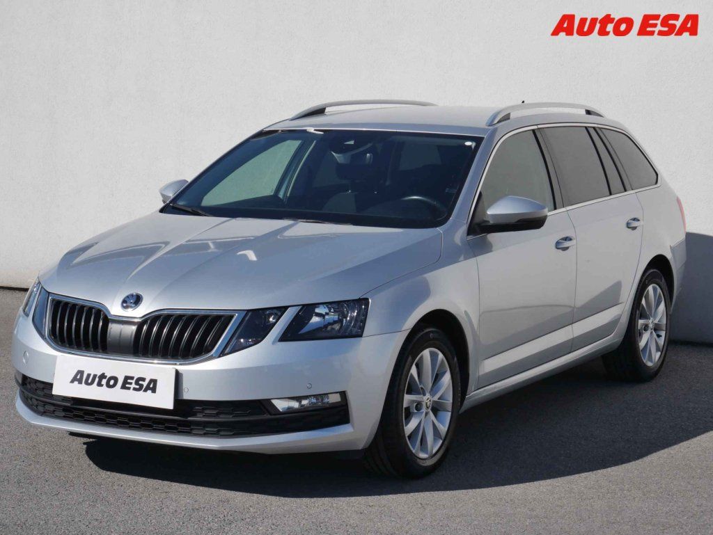 Škoda Octavia, 1.6 TDi,DSG - fotka 3