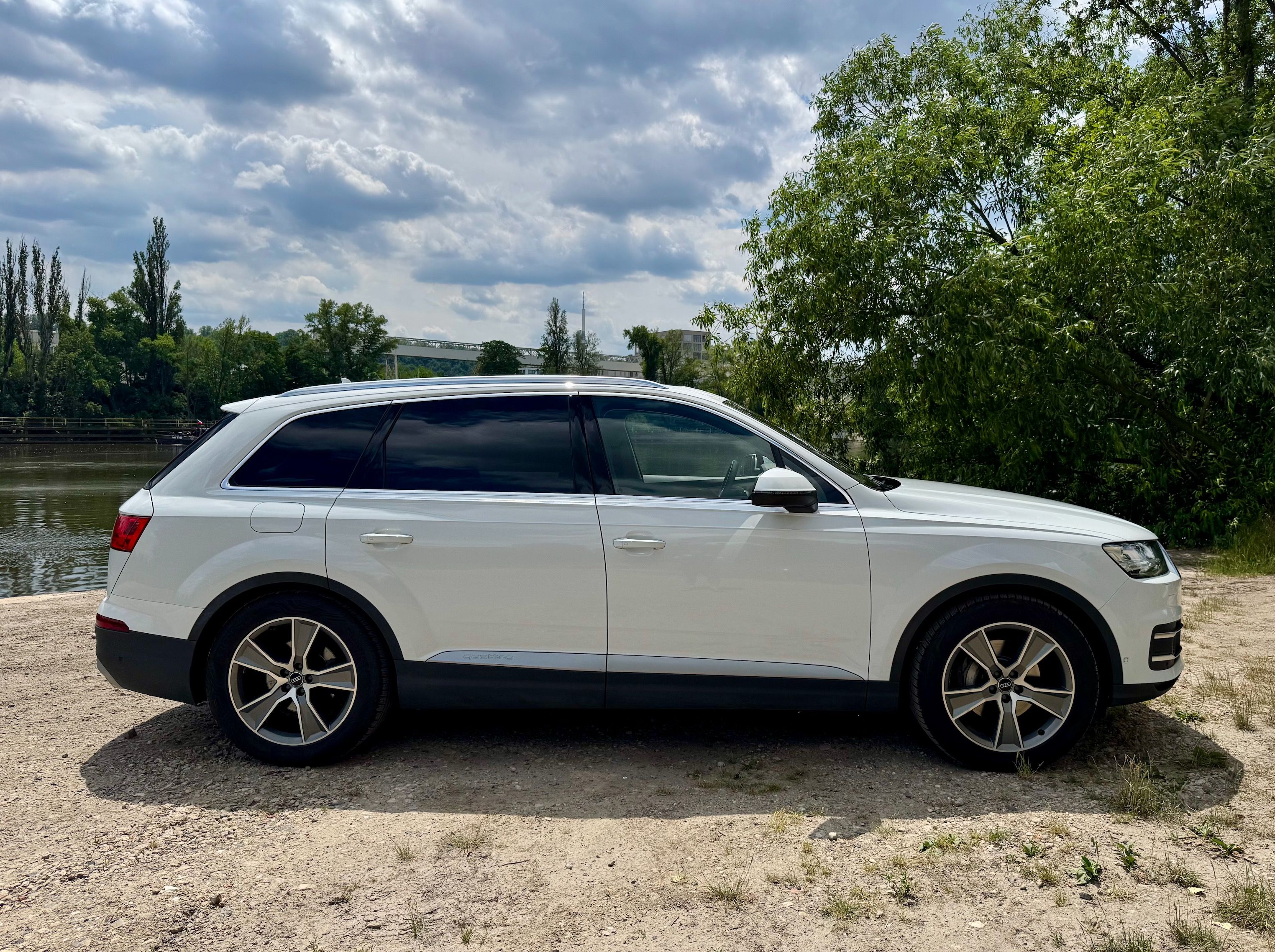 Audi Q7, 3.0 TDI QUATTRO HNĚDÁ KŮŽE MAX - fotka 5