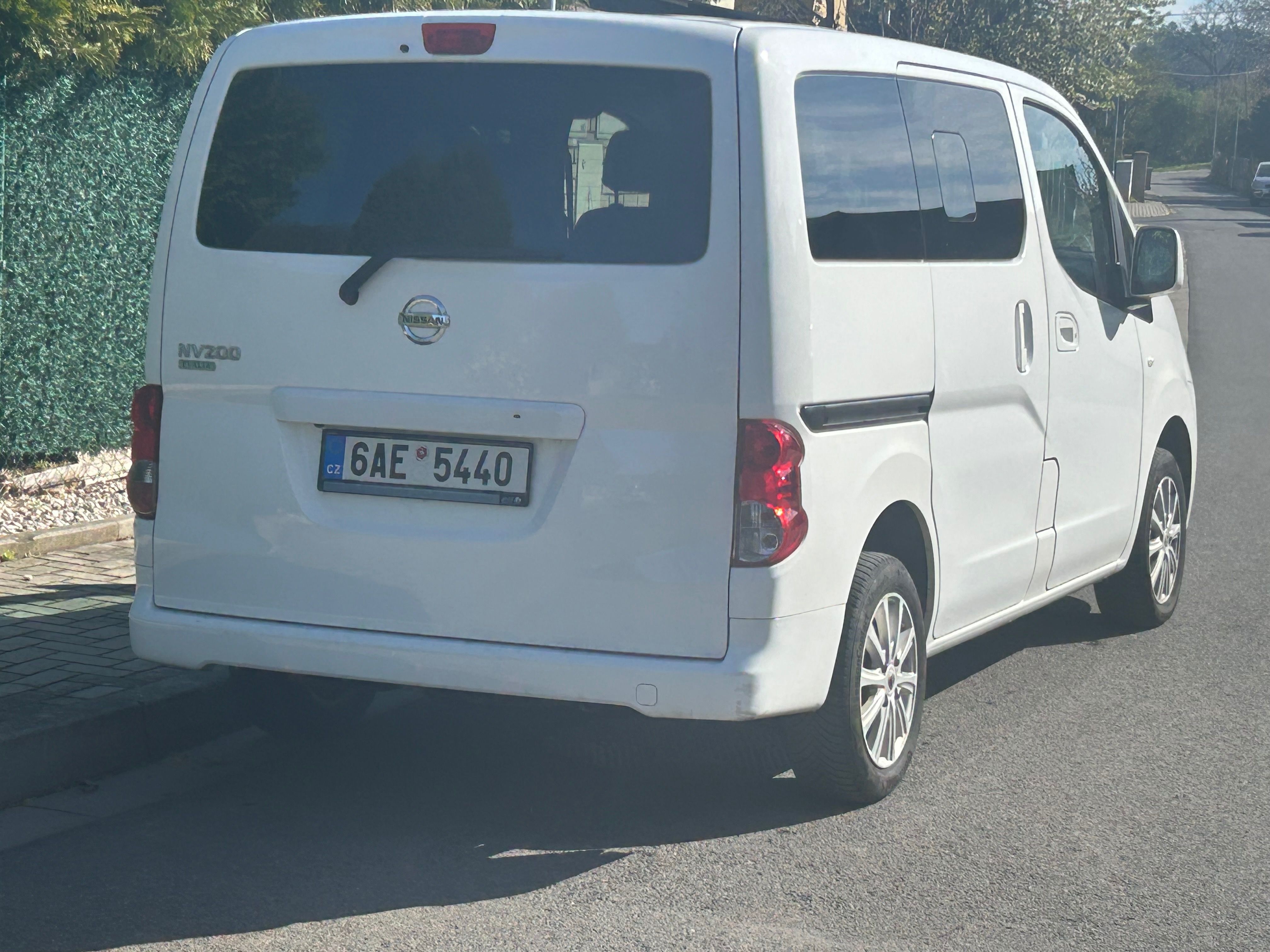 Nissan NV200, 81kw EVALIA 7mist ČR 1maj DPH - fotka 6