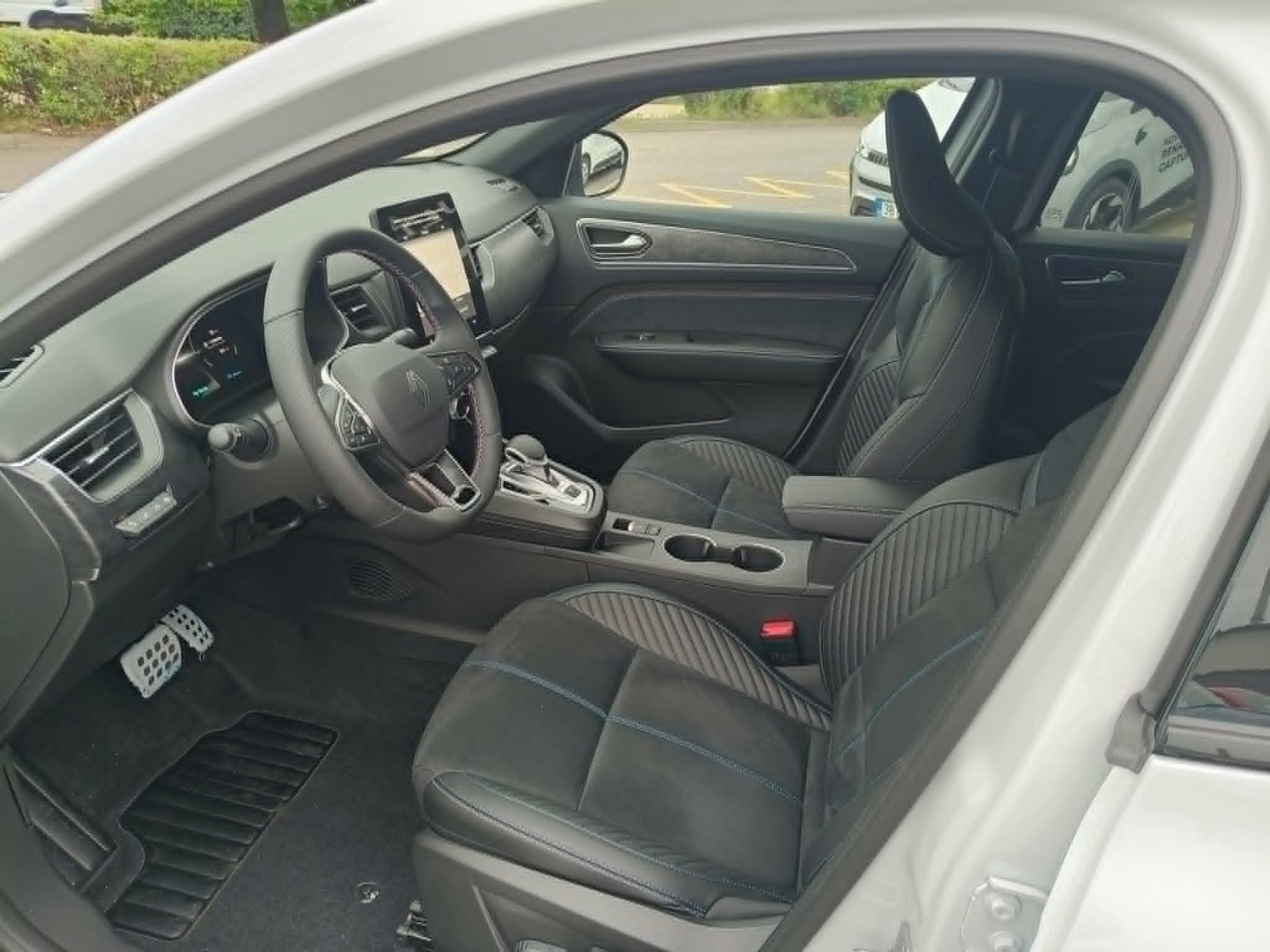 Renault Arkana, esprit Alpine full hybrid E-Te - fotka 6