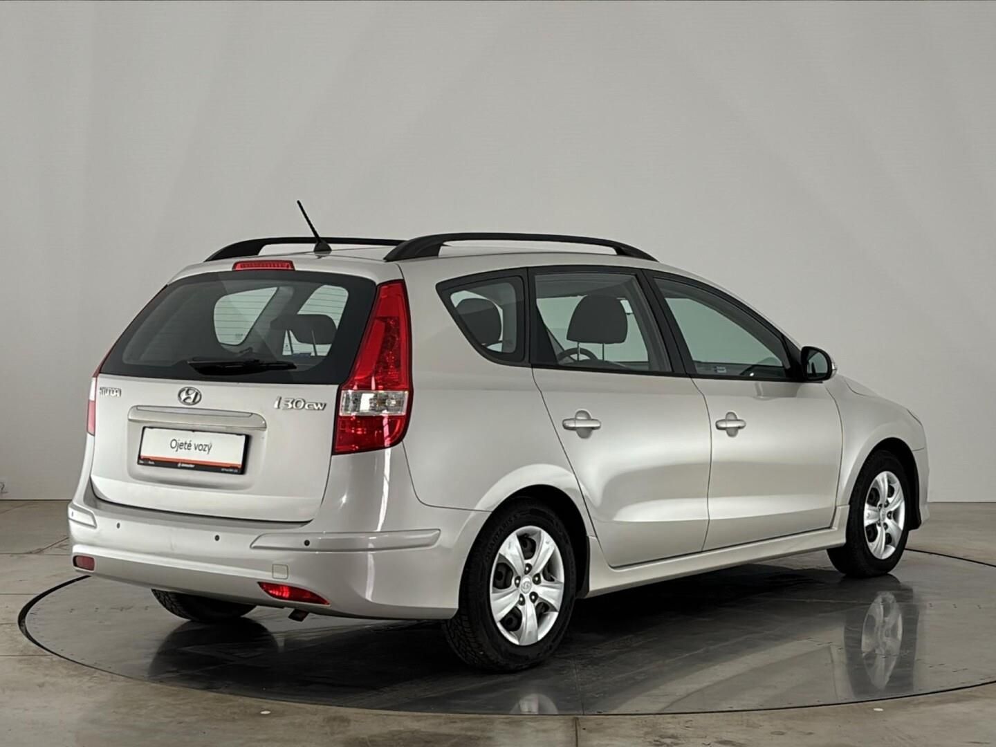 Hyundai i30, 1.4 CVVT / 80 kW Classic - fotka 2