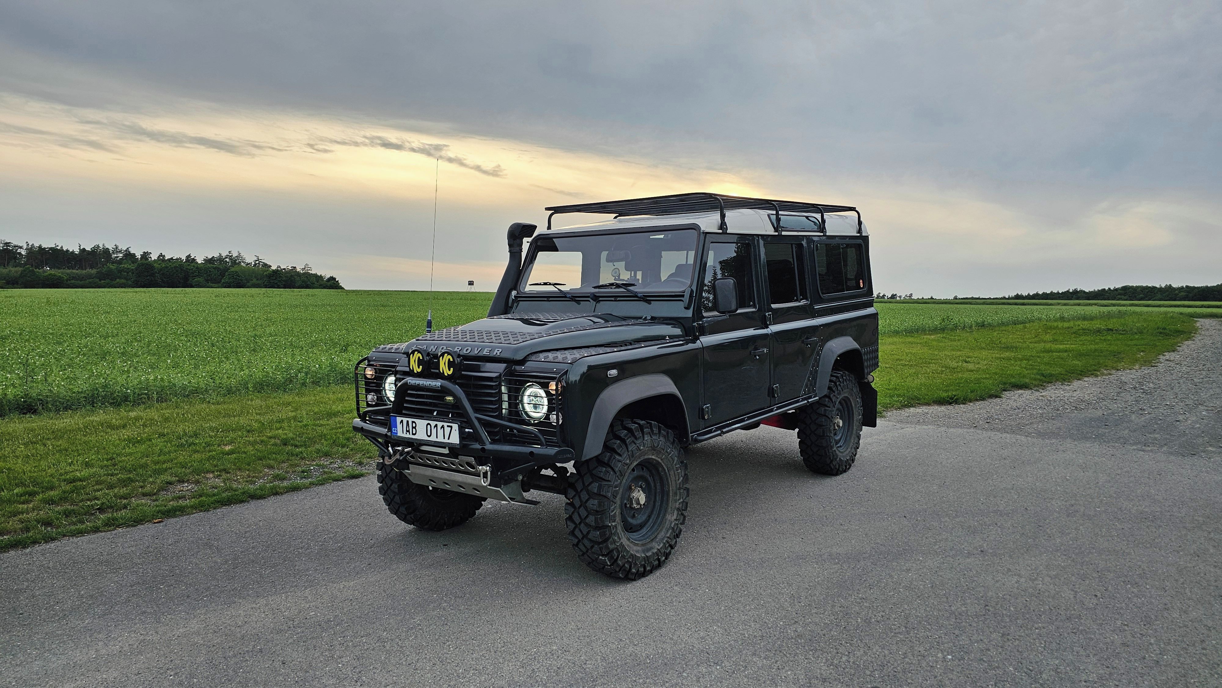 Land Rover Defender