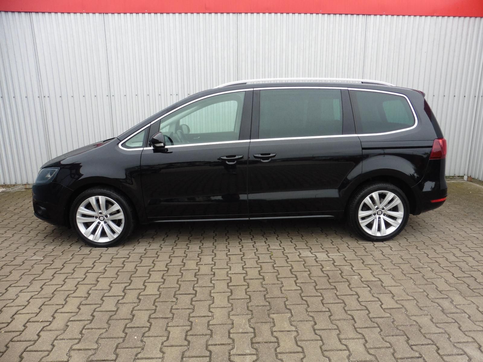 Seat Alhambra, 2.0 TDi Xcellence Navi 7.mist. - fotka 3