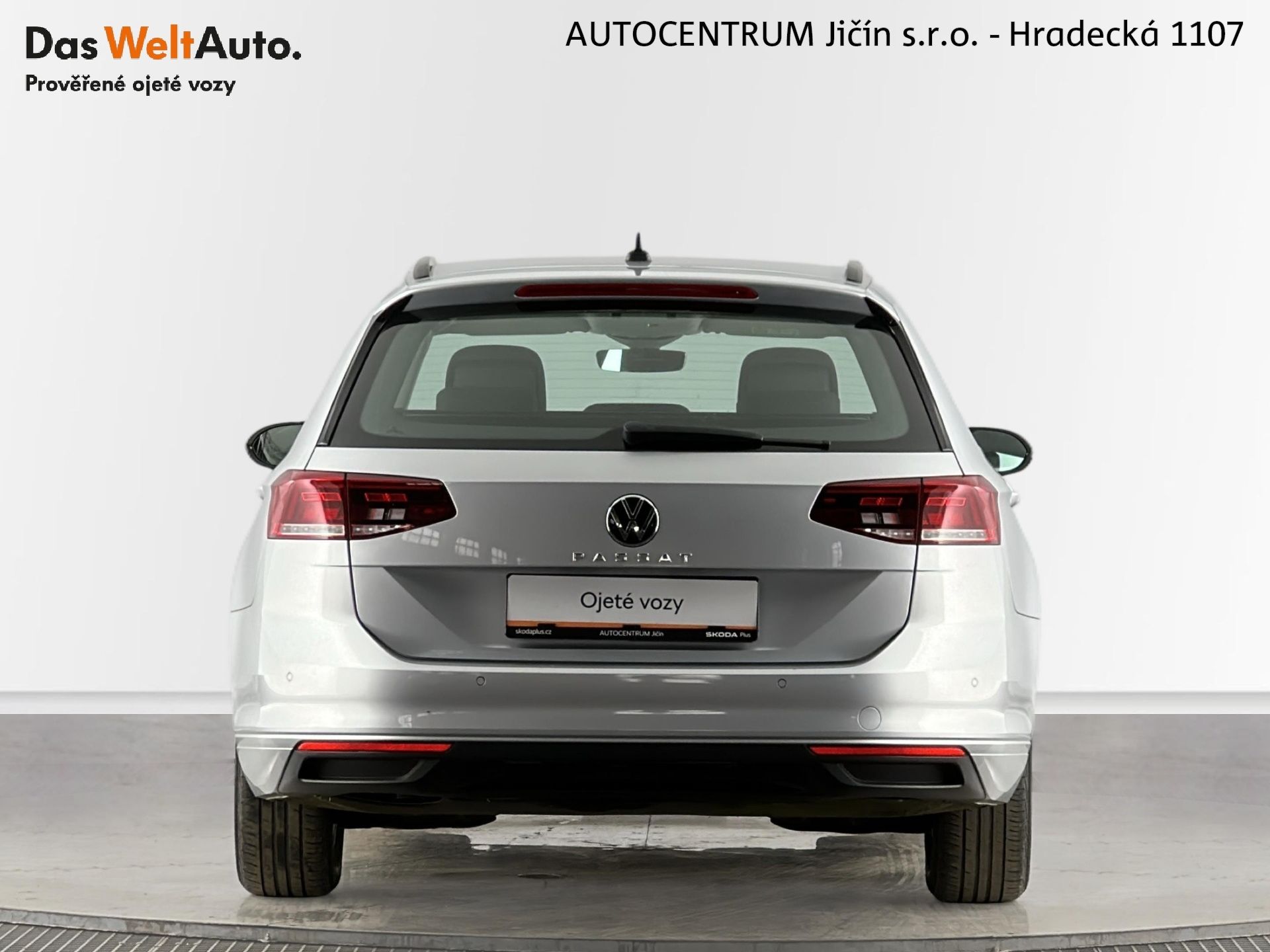 Volkswagen Passat, Business 2.0 TDI 110kW - fotka 6