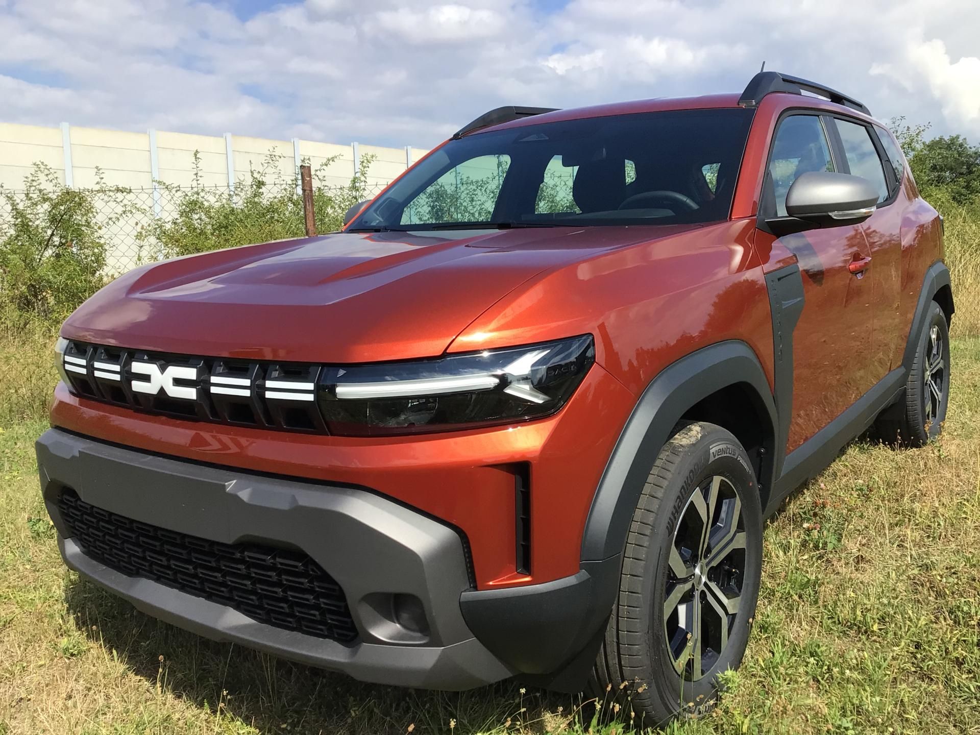 Dacia Duster, HYBRID AUTOMAT MAXIM. VÝBAVA - fotka 2