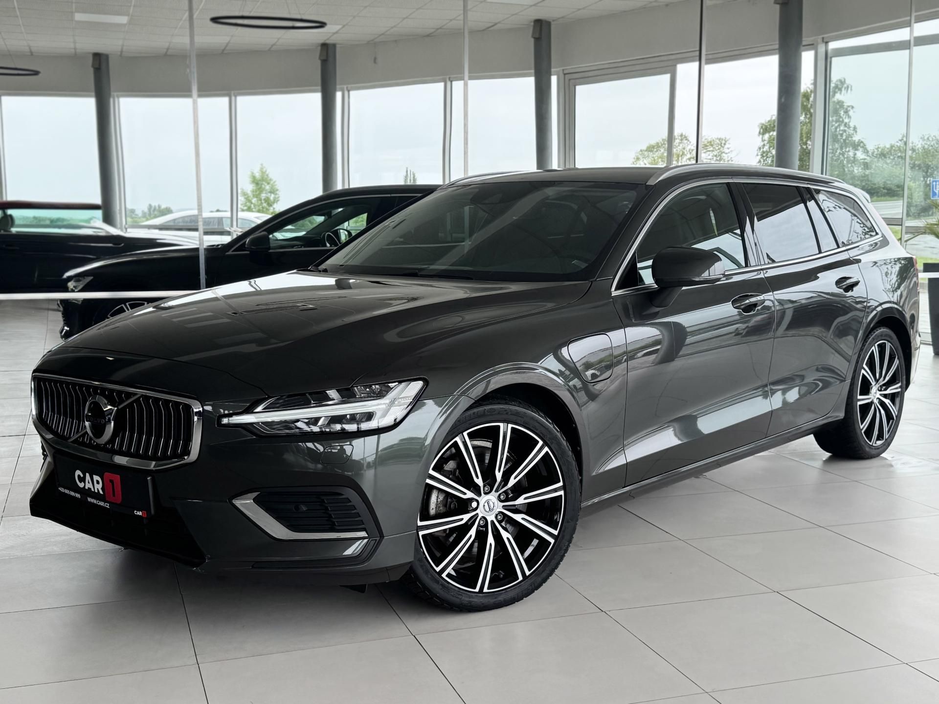 Volvo V60, T6 AWD*257kW*Recharge*Inscript