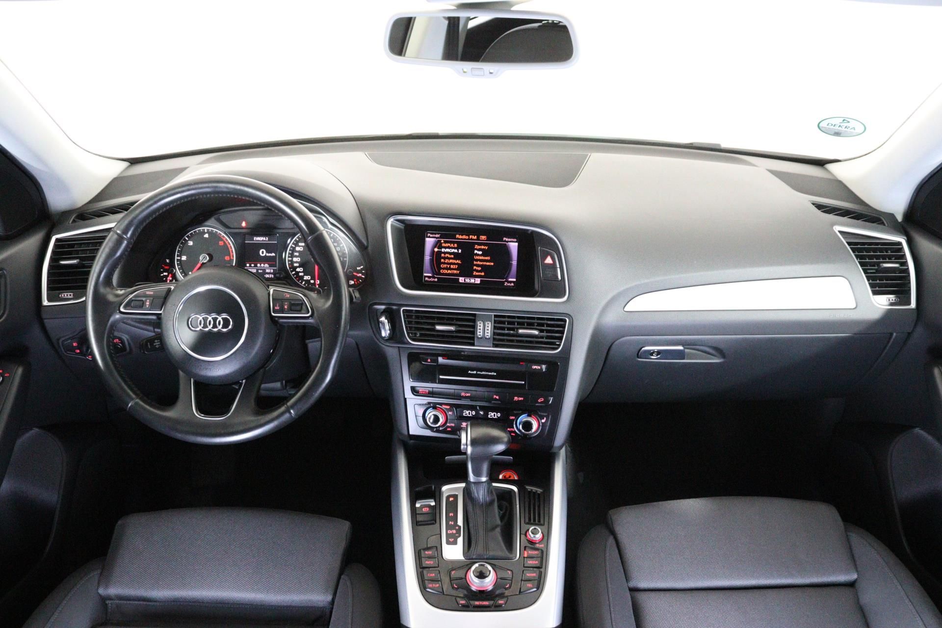 Audi Q5, 2.0 TDI quattro Stronic - fotka 5