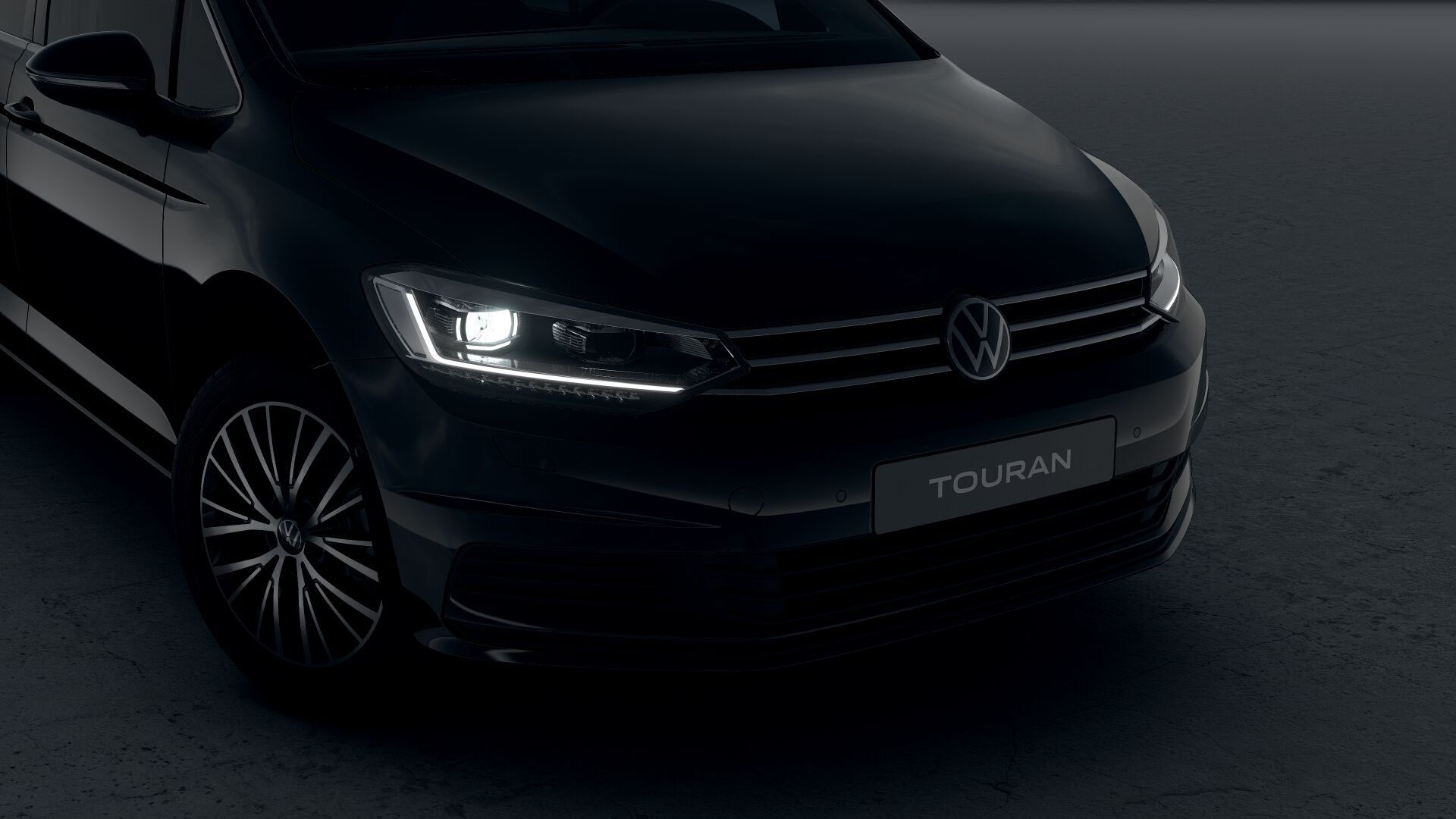 Volkswagen Touran, Touran People 1,5 TSI 110 kW - fotka 4