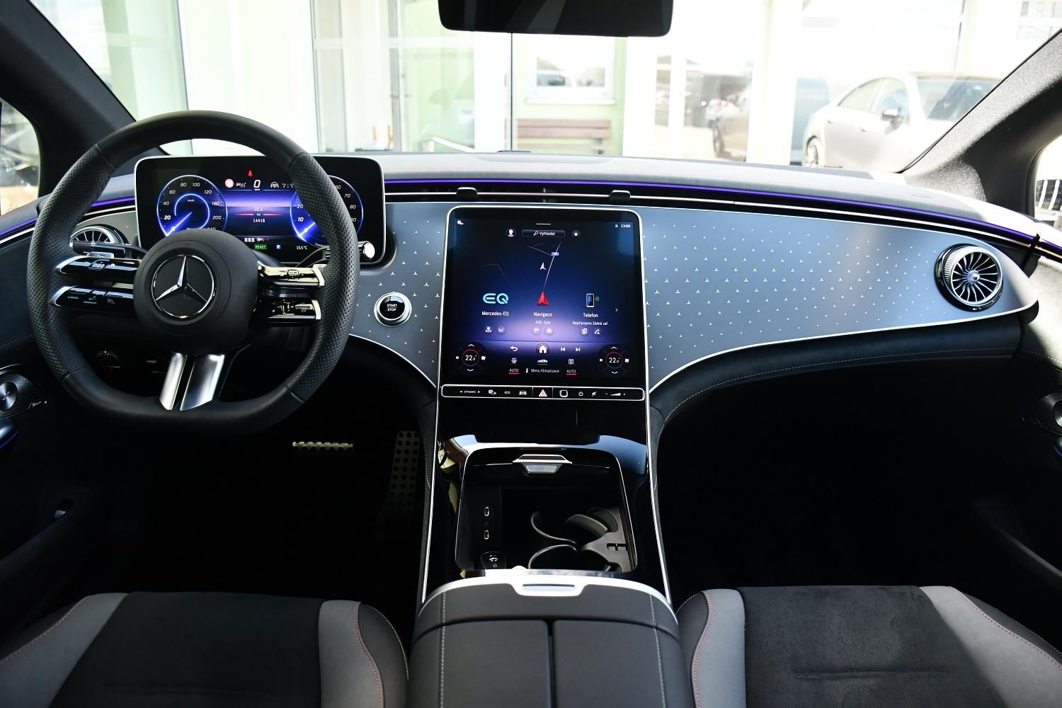 Mercedes-Benz EQE, 350 AMG PREMIUM 4MATIC 1M - fotka 6